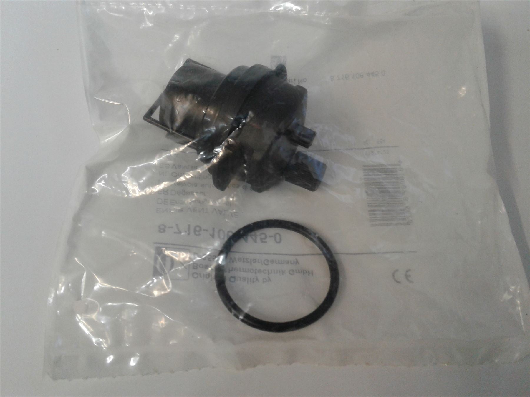 NEW WORCESTER GREENSTAR JUNIOR 24i 28i AUTO AIR VENT 87161064450