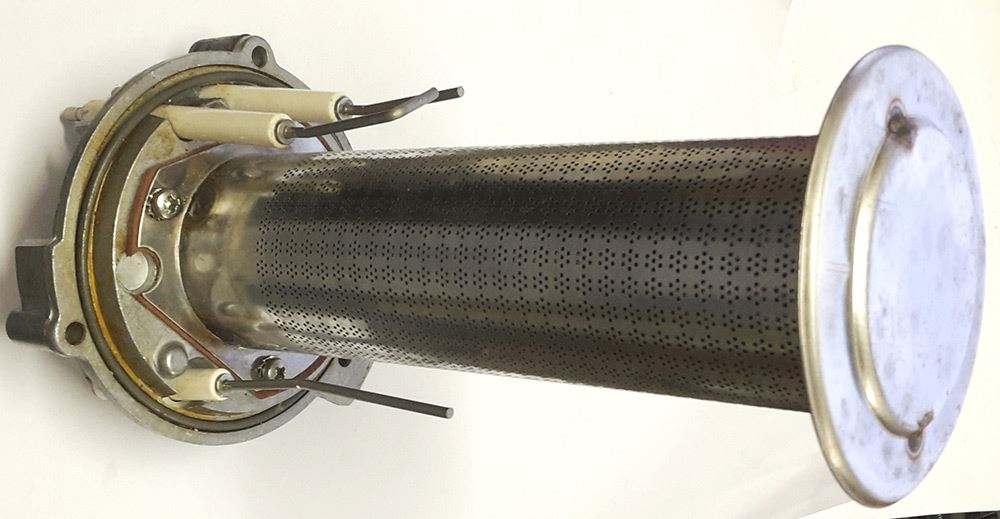 NEW IDEAL BURNER 075038 WITH MOUNT AND ELECTRODES 075168