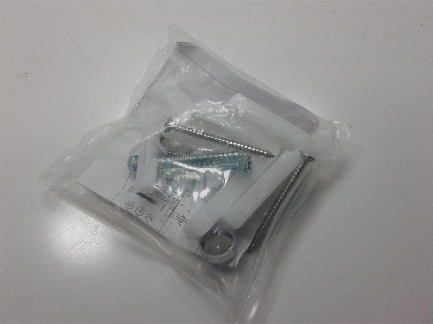 Bidet Side Fixing Bathroom WC Angled Floor Pan WC Fitting Kit -with Brackets