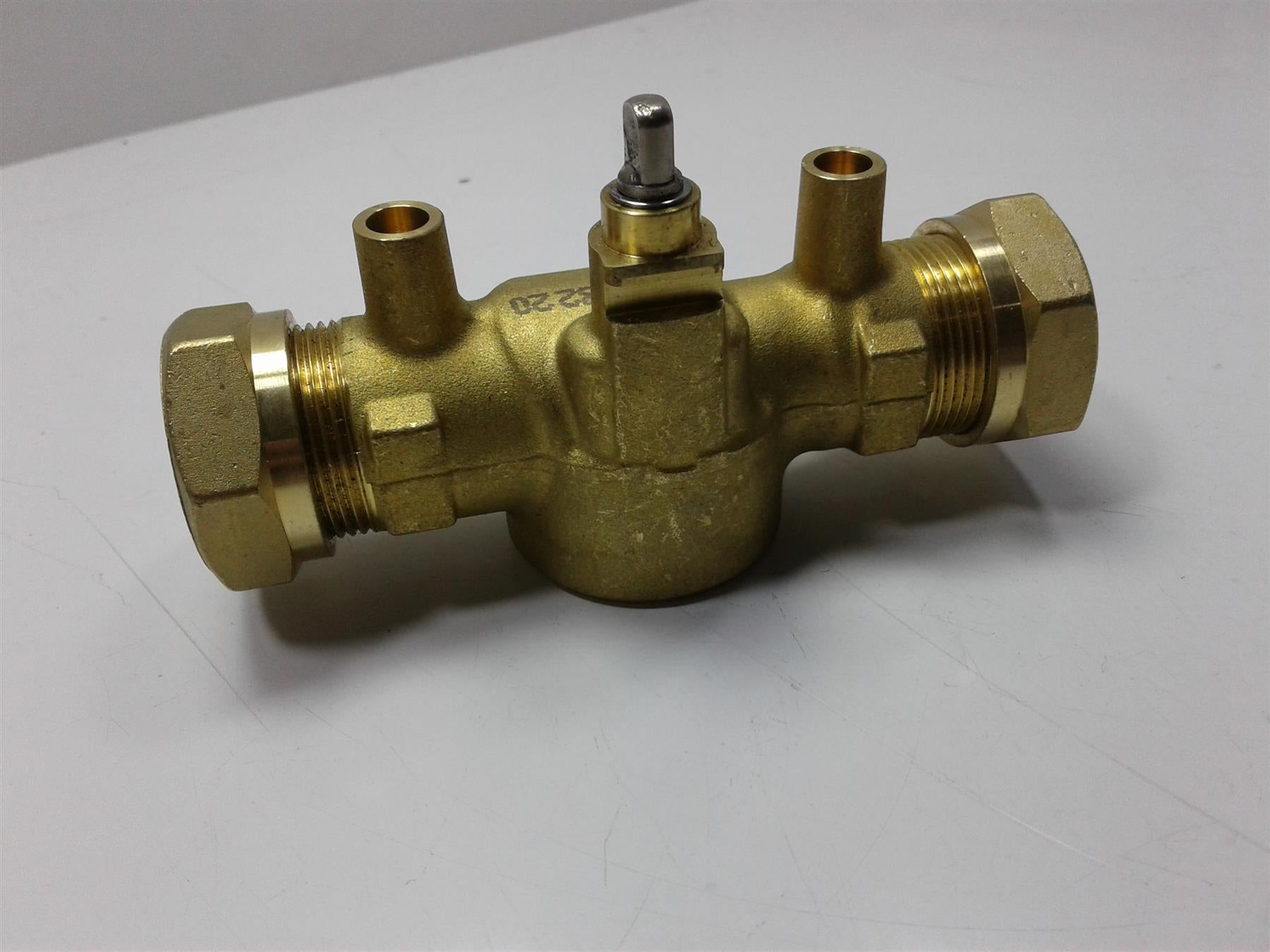 NEW DANFOSS 2 PORT VALVE 22MM 087N659700