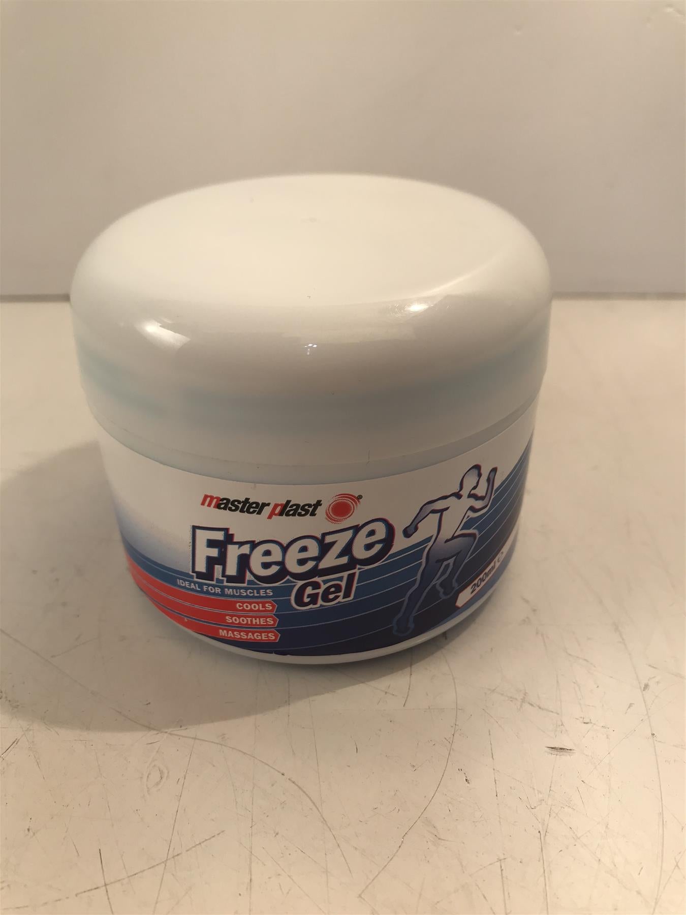 Masterplast Freeze Gel 200ml ideal for Muscles Cools Soothes Massages