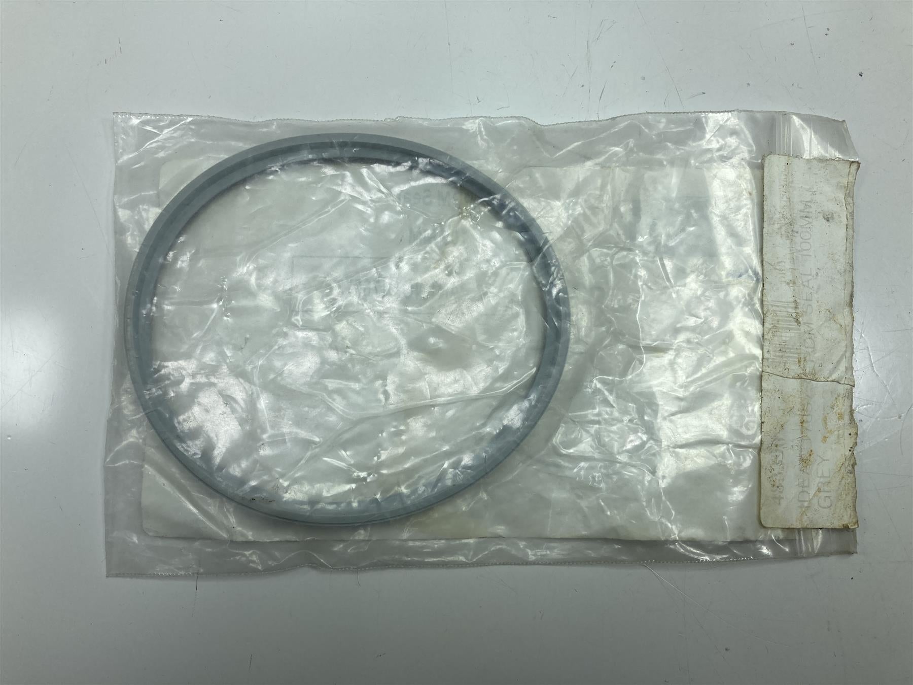 Genuine Ideal iCombi 24 30 35 Grey Lip Seal 100mm 176573 New