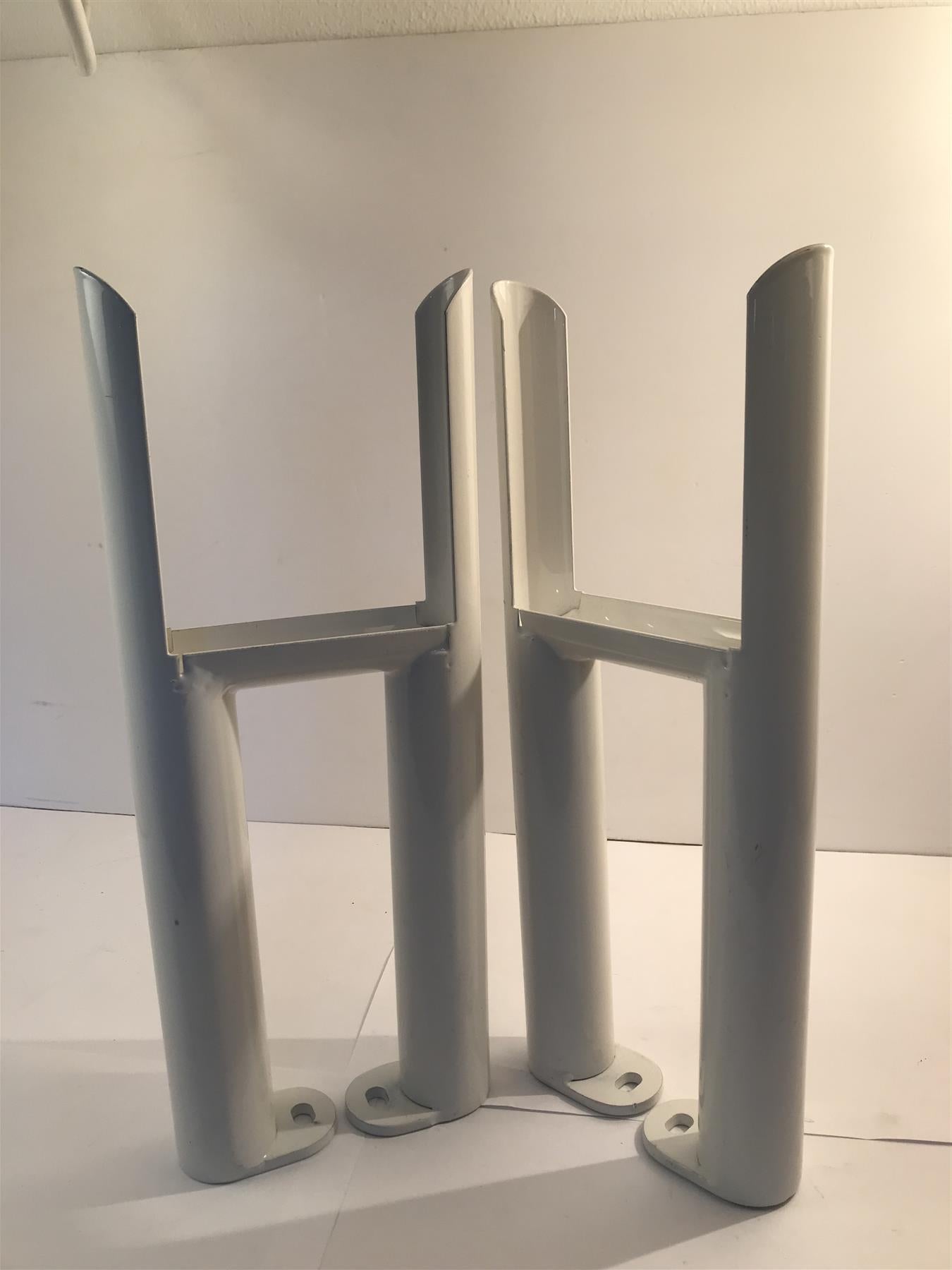 Traditional White Column Radiator Feet 270 x 111 x 31mm