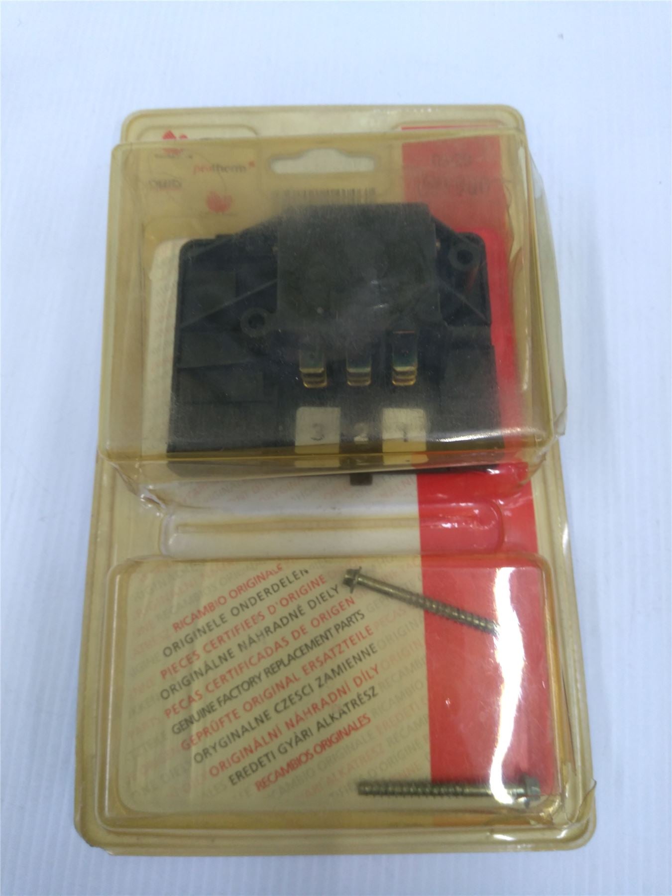 NEW SAUNIER DUVAL MICROSWITCH ASSY 05159000 51590
