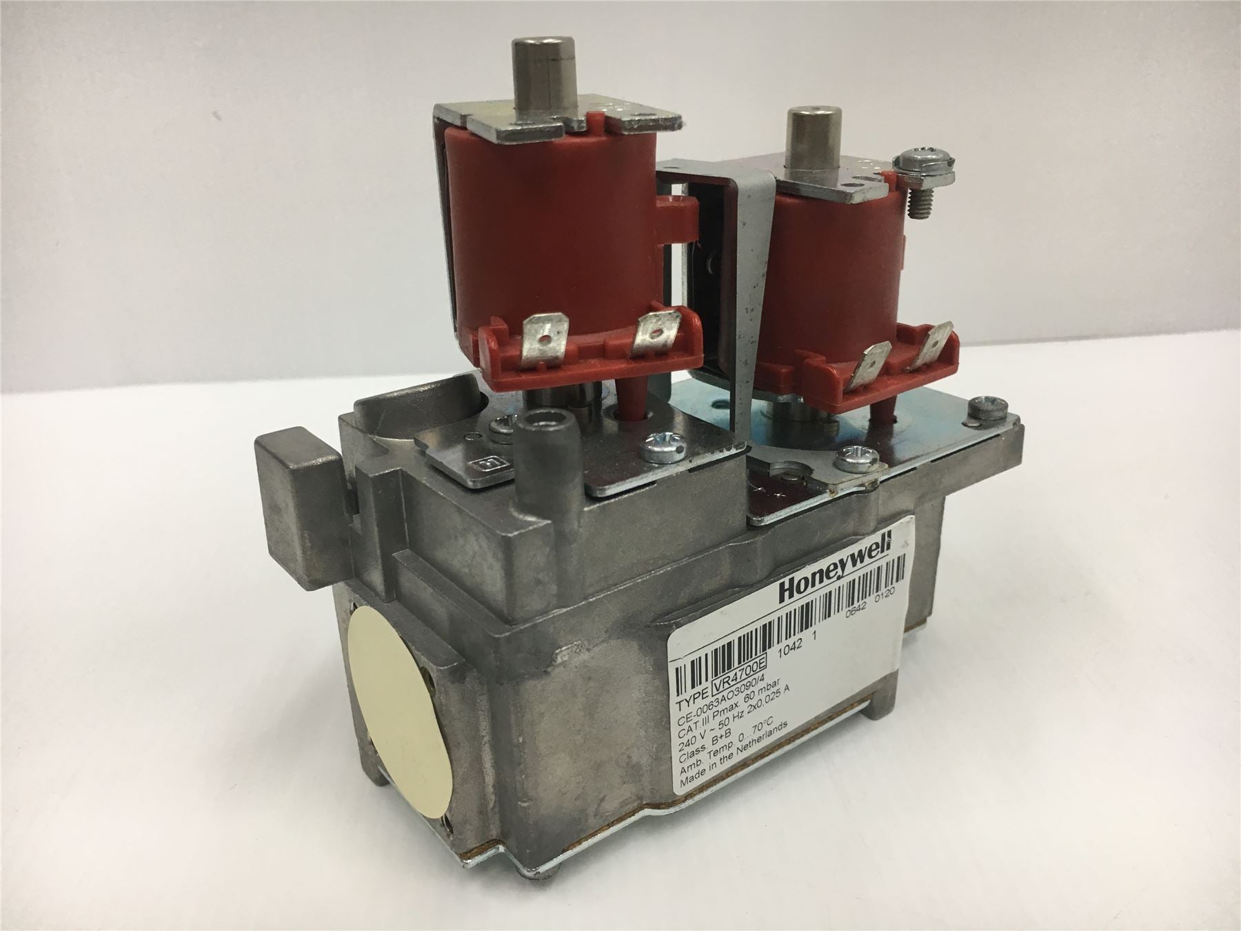 NEW Ideal Classic ELAN2 Gas Valve VR4700E1042 079600