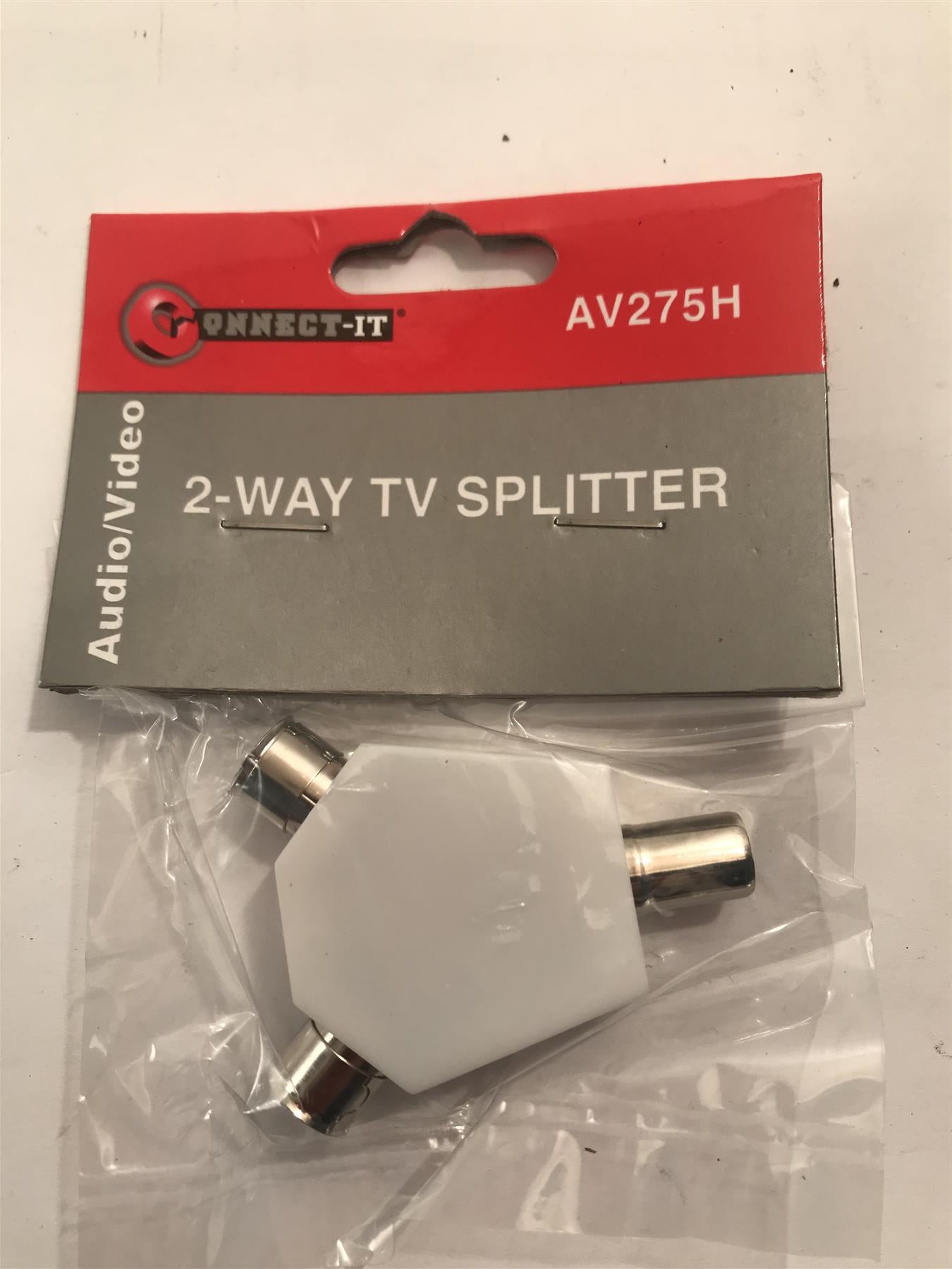 Connect-It 2 Way TV Splitter  AV275H