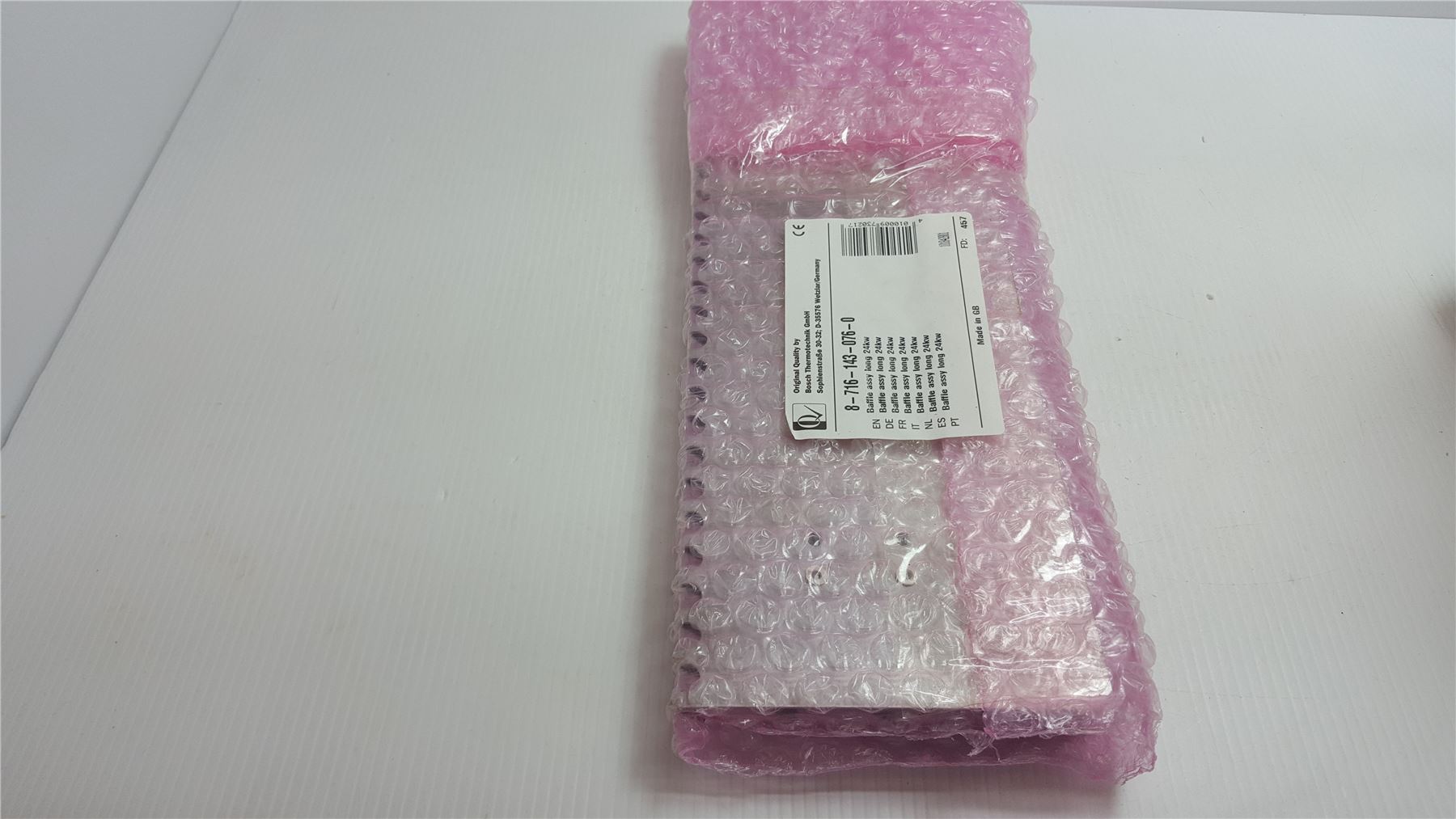 NEW WORCESTER BOSCH BAFFLE ASSEMBLY LONG 24KW 87161430760