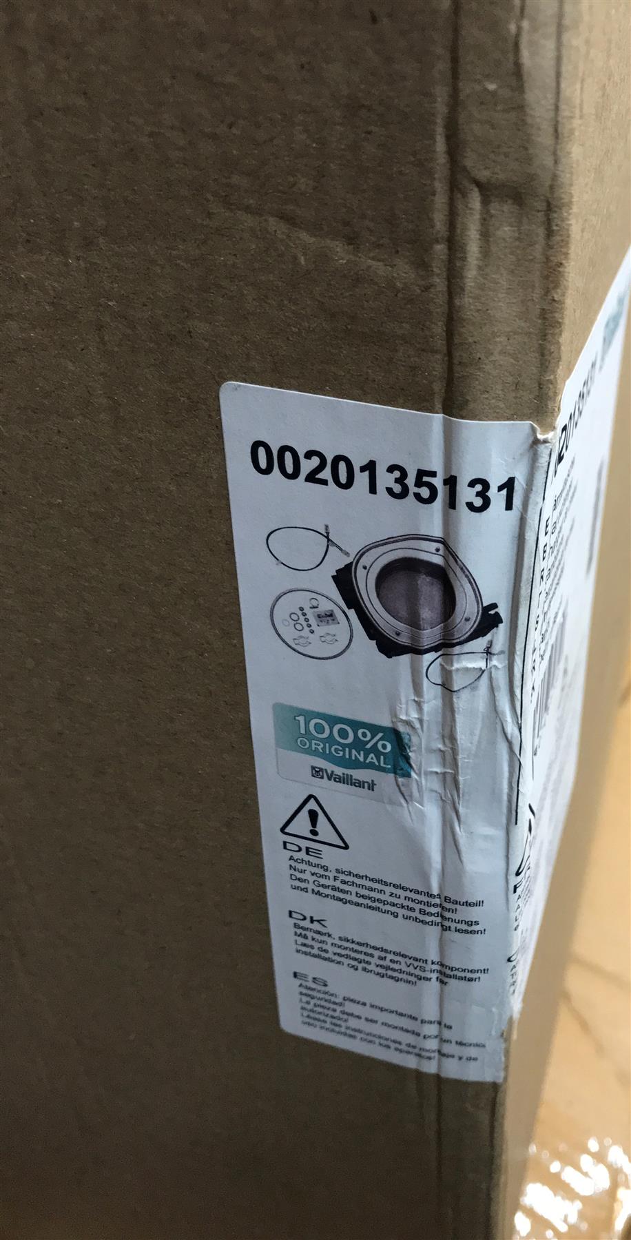 NEW VAILLANT ECOTEC PLUS MAIN HEAT EXCHANGER 0020135131 0020018182