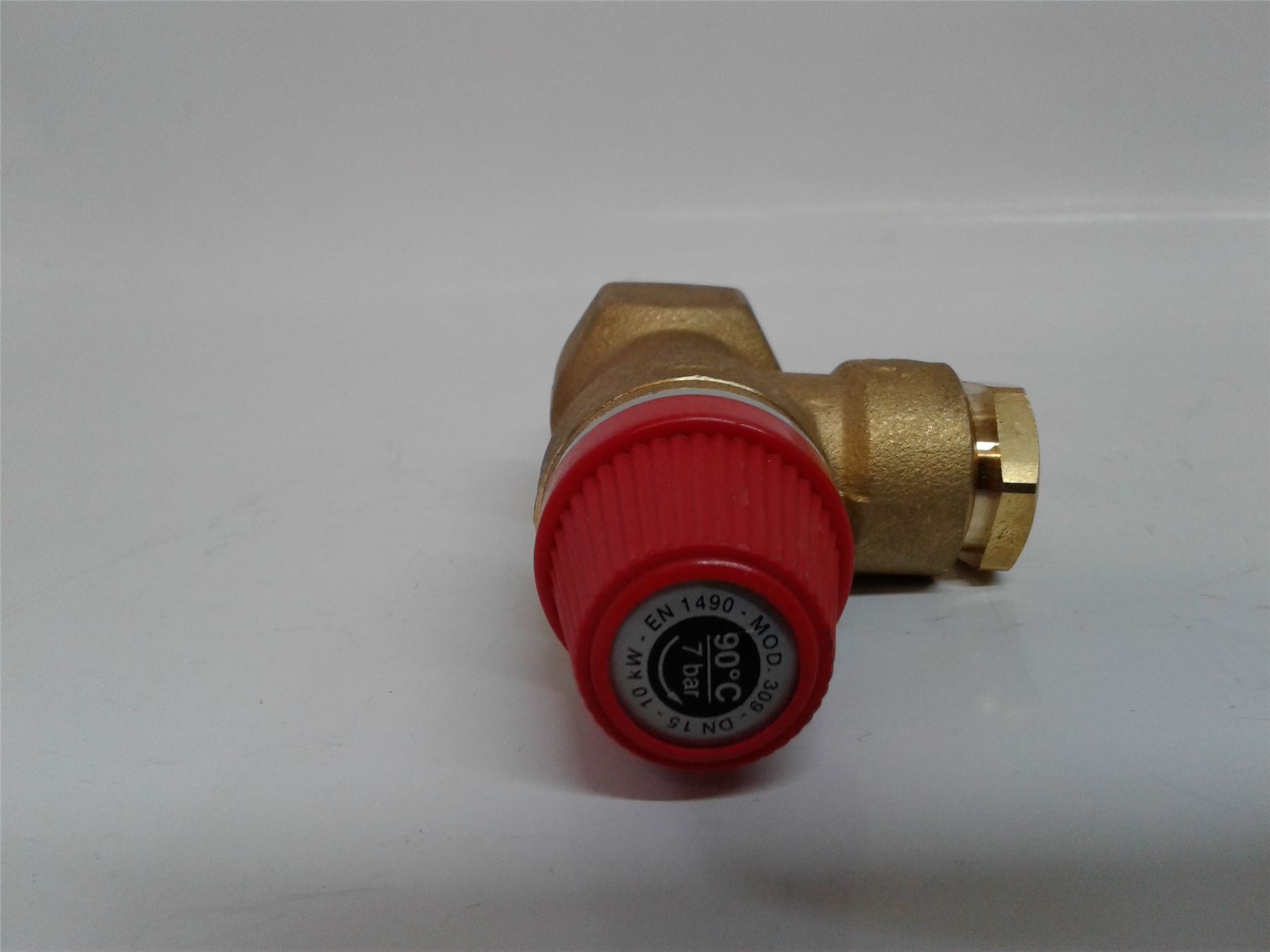 NEW Altecnic 7 Bar 1/2" Pressure & Temperature Relief Valve 90 Deg C