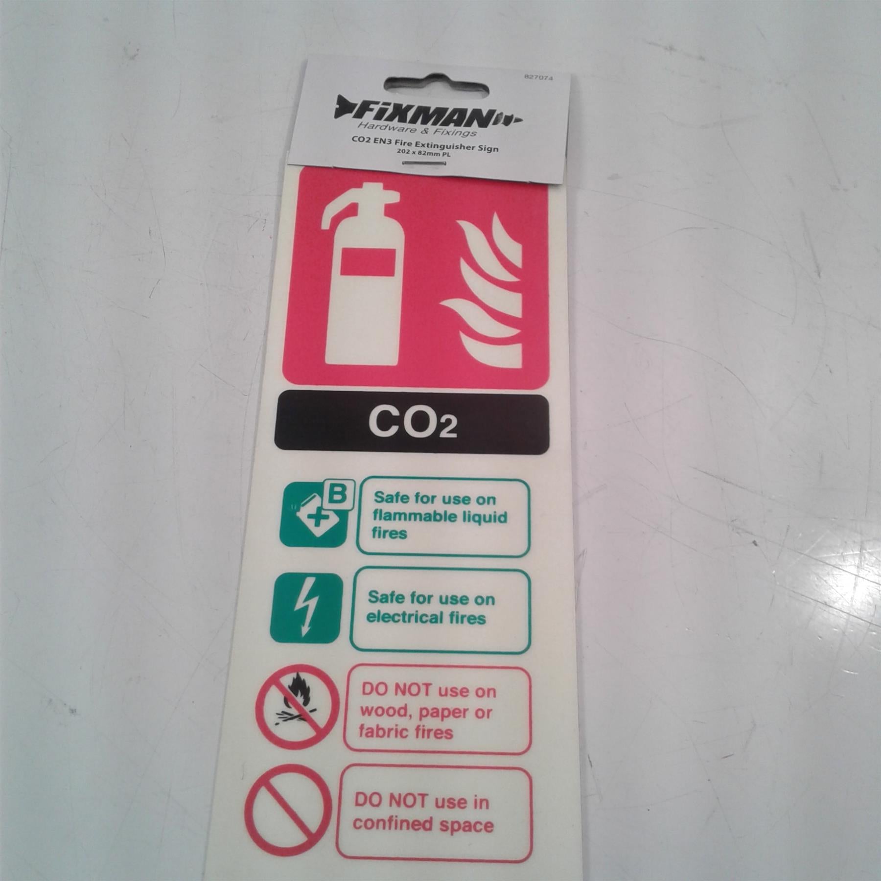 CO2 EN3 Glow in the Dark Fire Extinguisher Sign 202 x 82mm Rigid