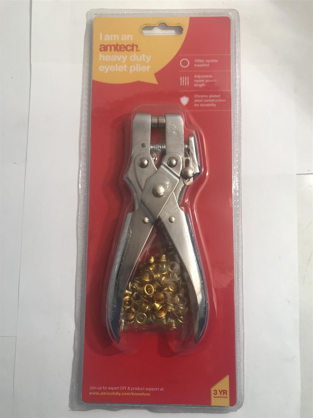 Amtech Heavy Duty Eyelet Plier with 100 Eyelets  B2550