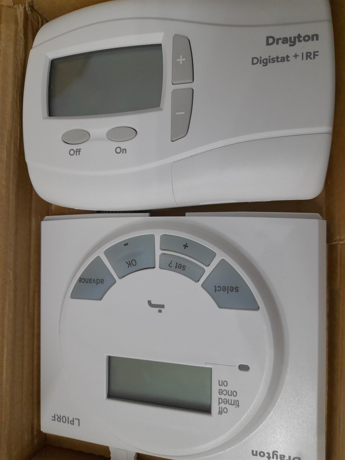 Drayton LP20RF and Digistat+3RF Wireless Programmable Thermostat Set RF561DR