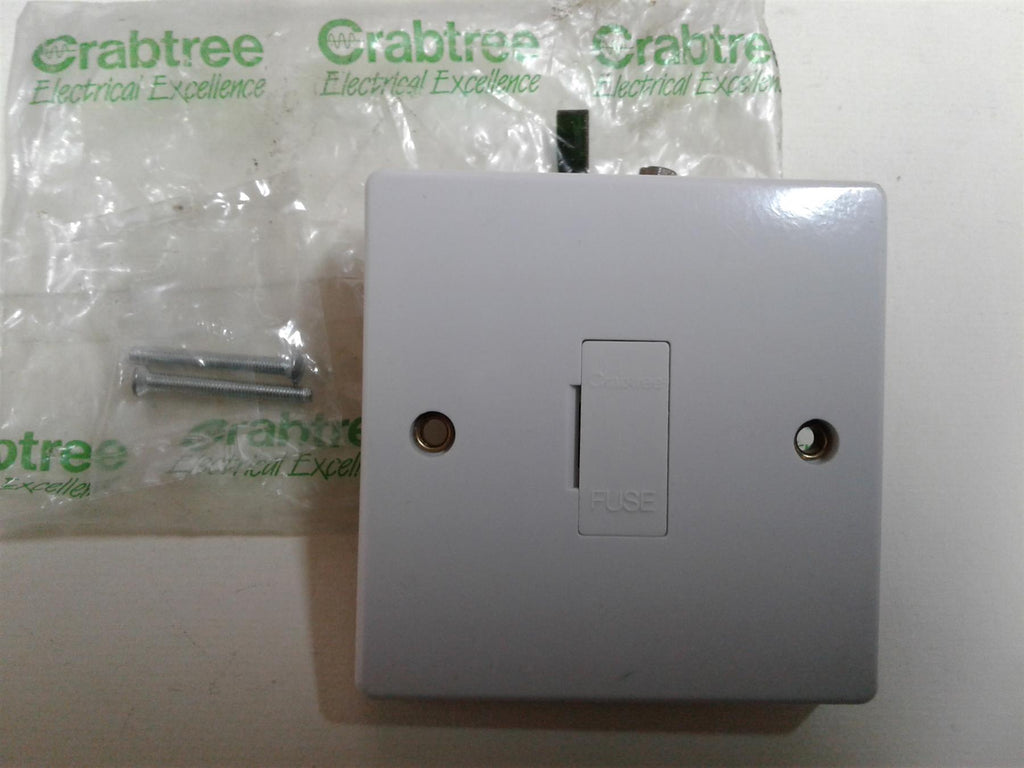 NEW CRABTREE 13A UNSWITCHED FUSE CONNECTION 4828 UNIT
