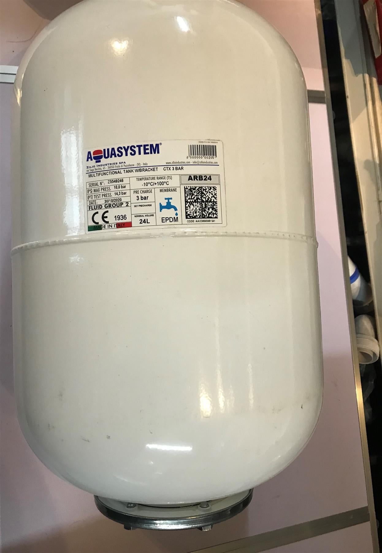 24 Litre Aquasystem ARB24 Expansion Vessel Potable 3 Bar - Intergrated Bracket