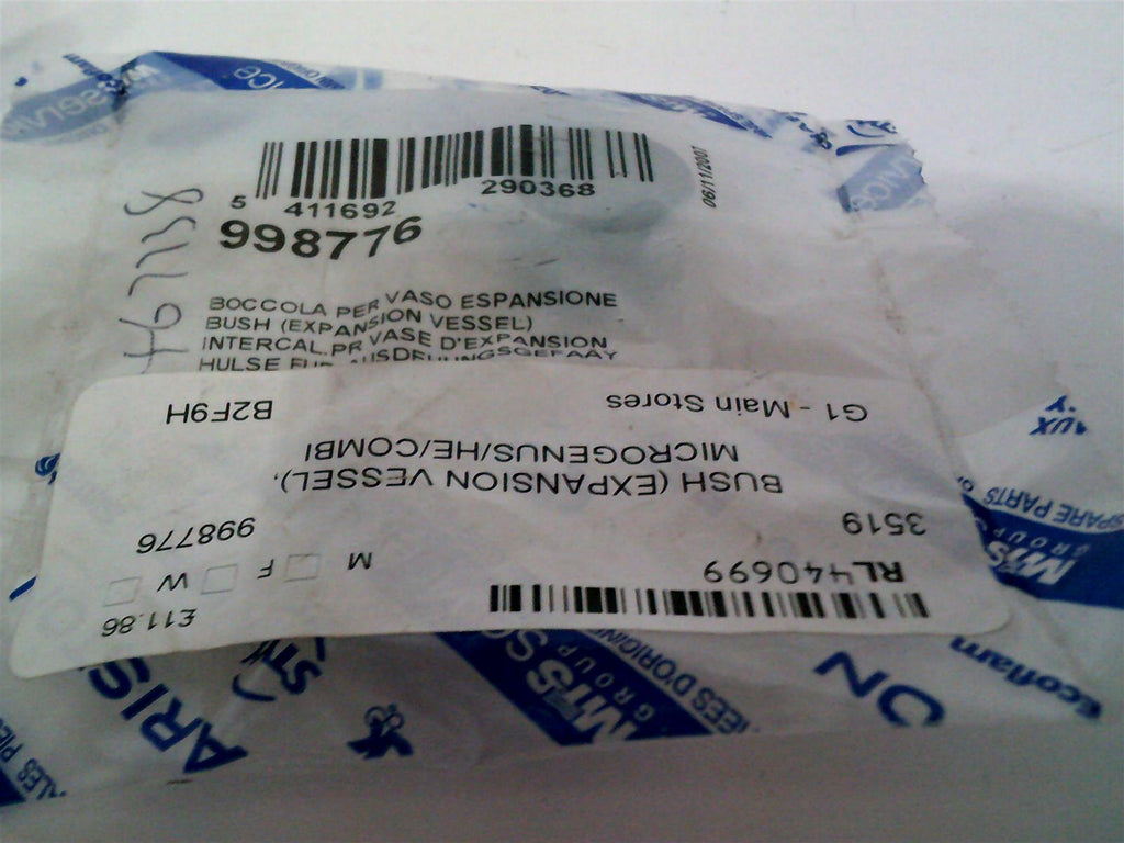ARISTON BUSH (EXPANSION VESSEL) 998776 (MICROGENUS HE 24,28 & 32)