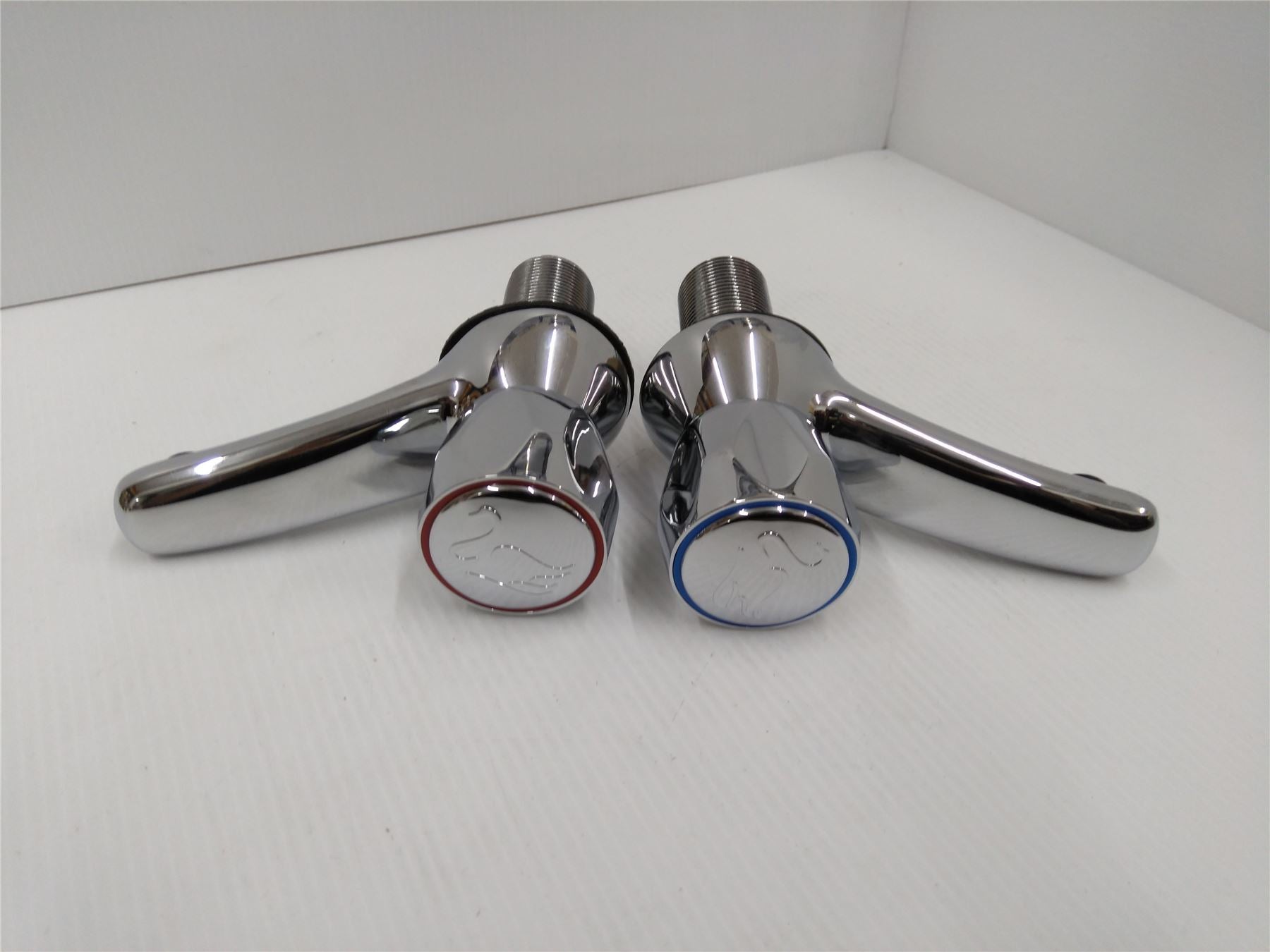 NEW SWAN PILLAR TAPS C48101