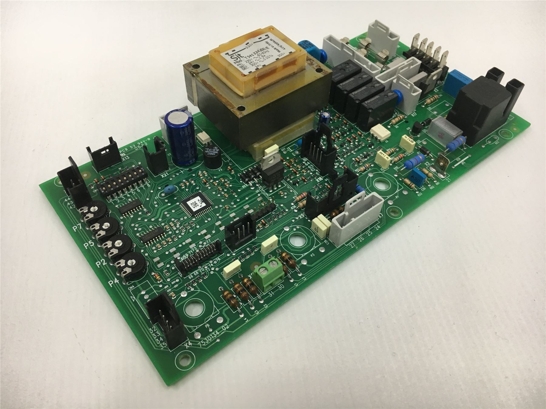 Heatline 24 C24 C28 S20 S30 S24 SYSTEM 3003200907 D003200907 PCB 12m warranty