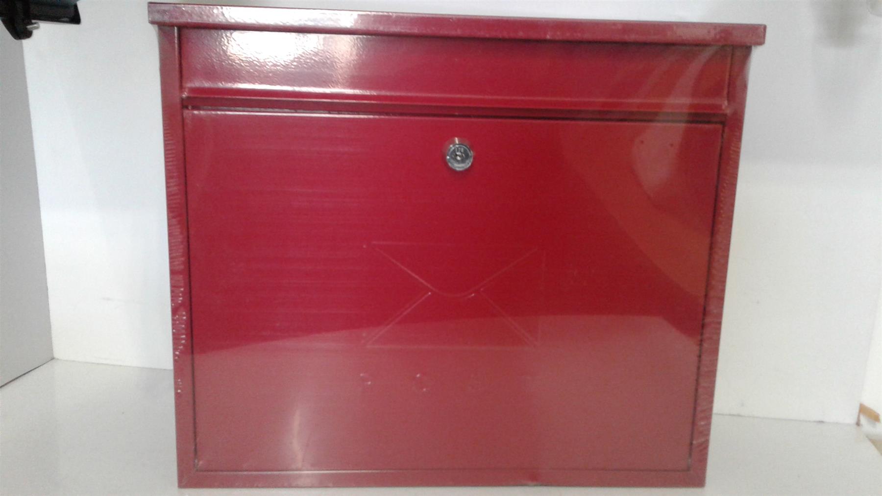 Red Post Box Lockable Outside Wall Mounted Elegance Square With Keys