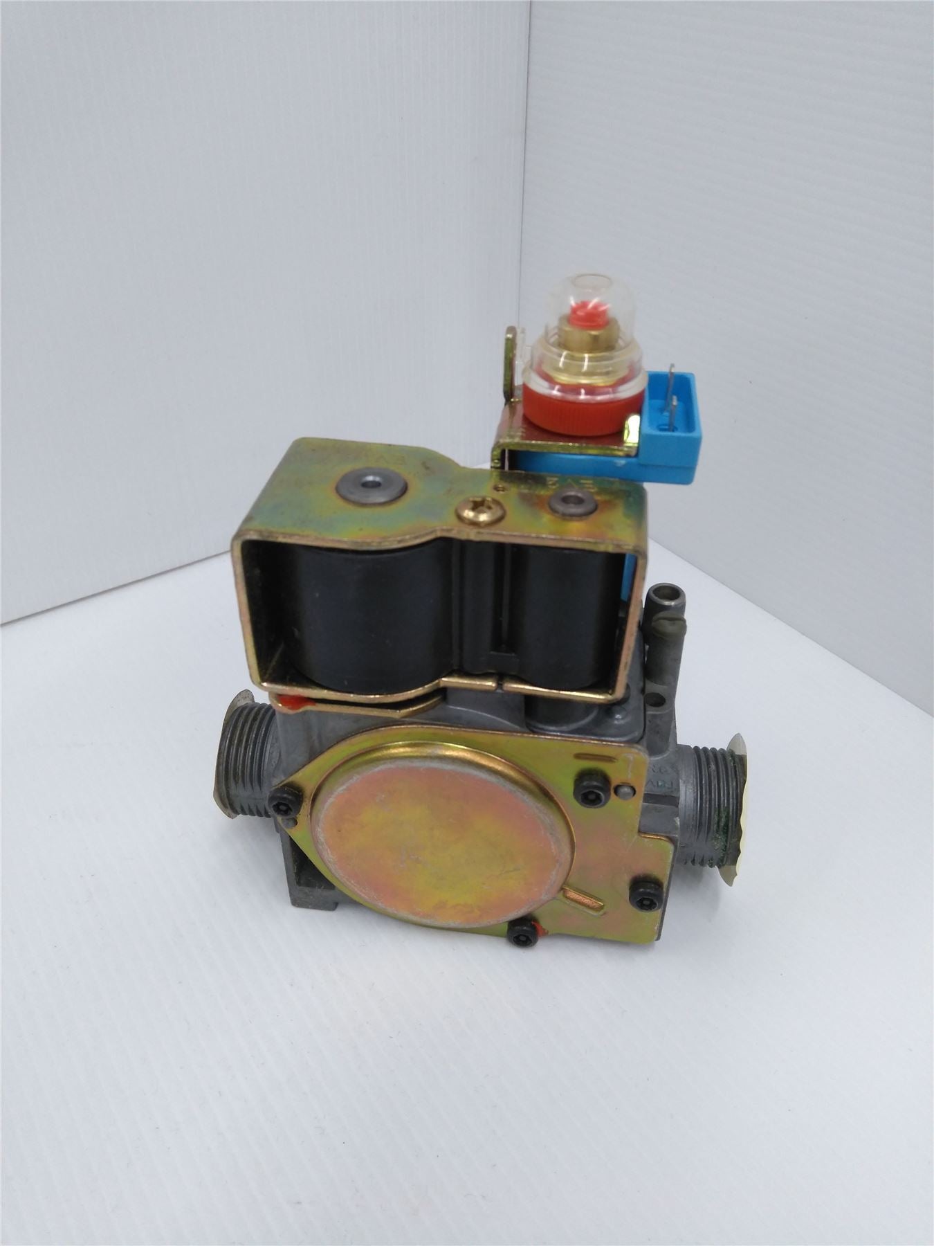 NEW SIME SIT GAS VALVE TYPE 845 SIGMA 6243811