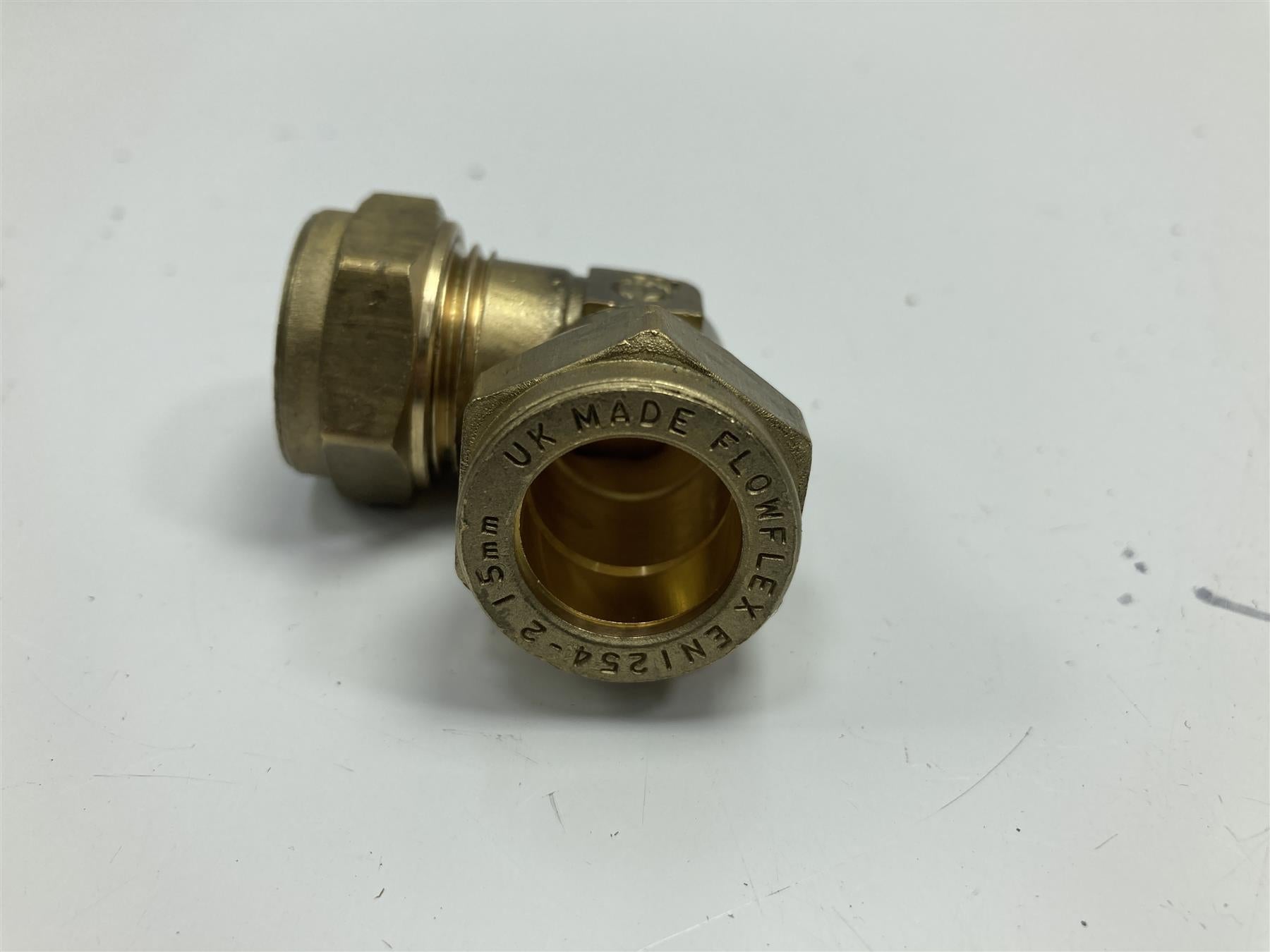EQUAL ELBOW SIZE 15MM EQUAL CODE - 954356