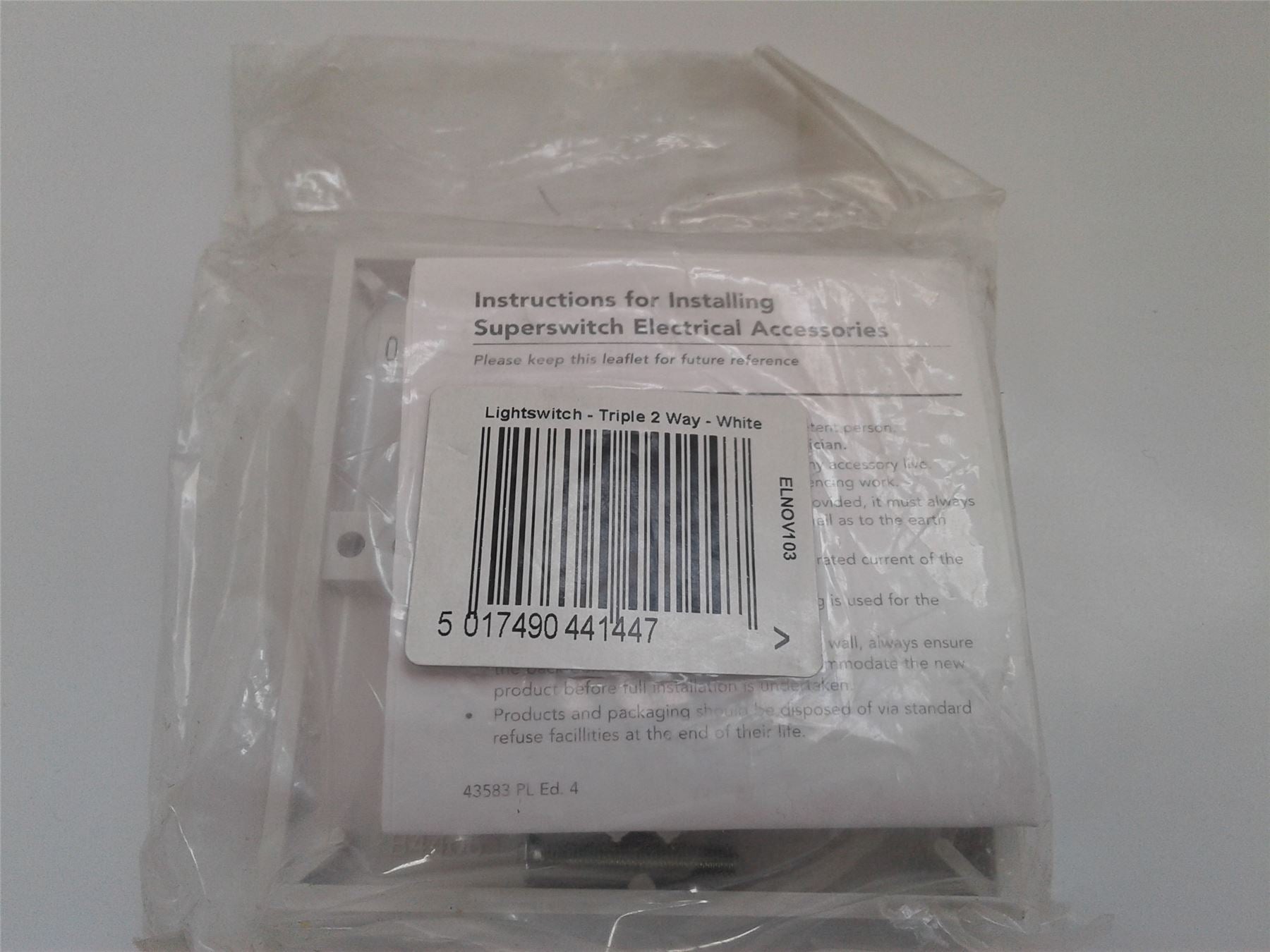 3 Gang Triple 2 Way 10 Amp White Electric Lightswitch Light Switch