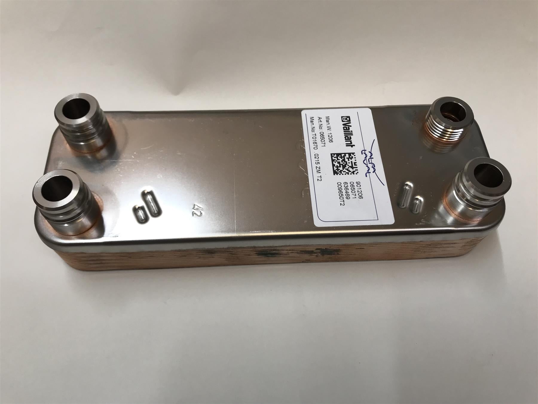 New Vaillant Secondary Heat EXCAHNGER 12 Plate 065088