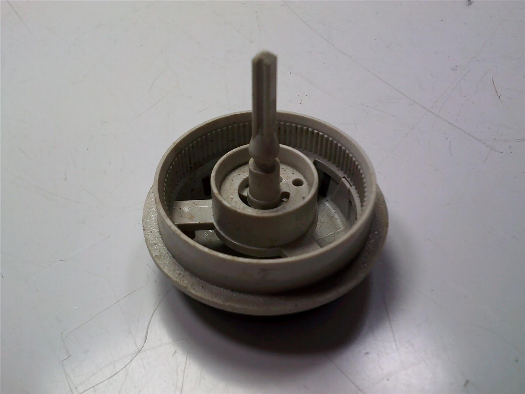 VAILLANT ECOTEC PLUS / PRO (GREY) CONTROL KNOB 0020048969