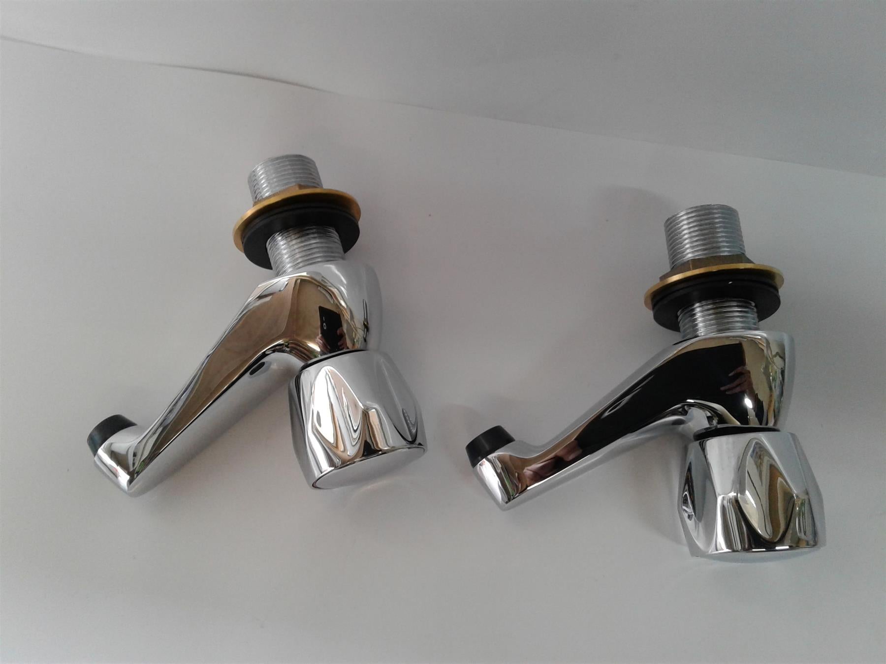 NEW ProTap 298301CP Chrome Plated Classic Bath Taps Hot & Cold Tap Included