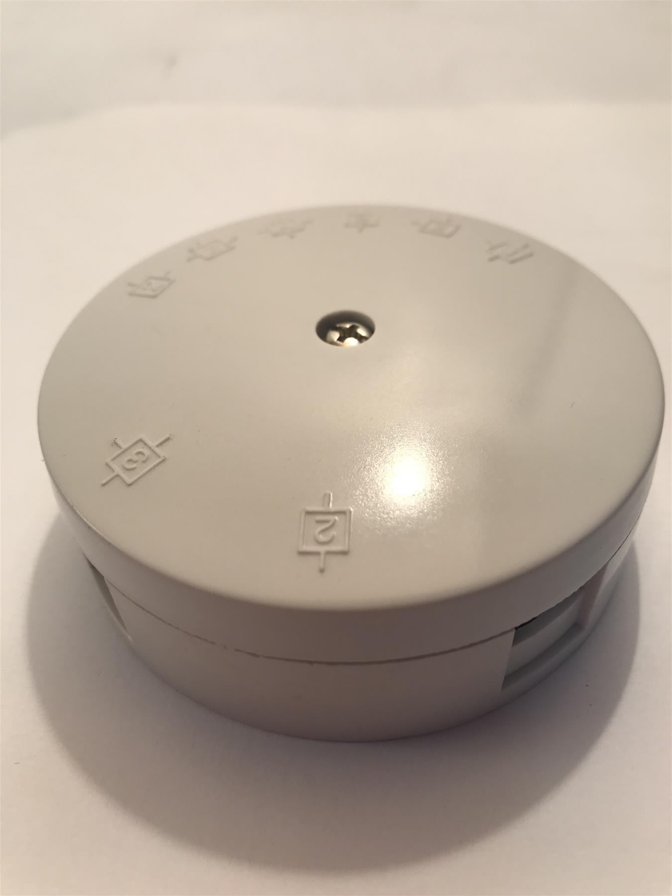 20 amp 4 Terminal White Junction Box  LGK826