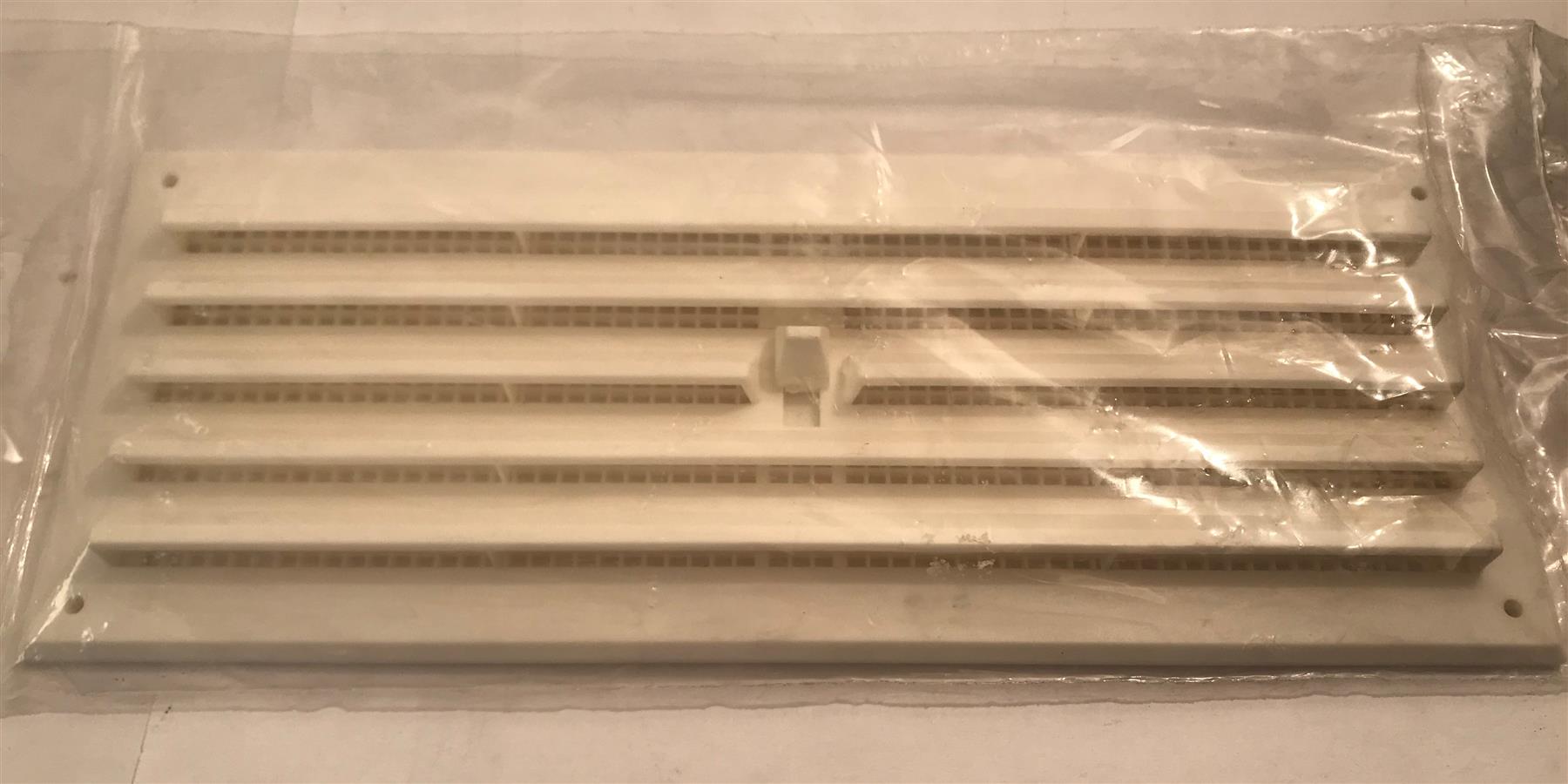 Airflow 9" x 3 " Open/Close Air Vent HM93 White