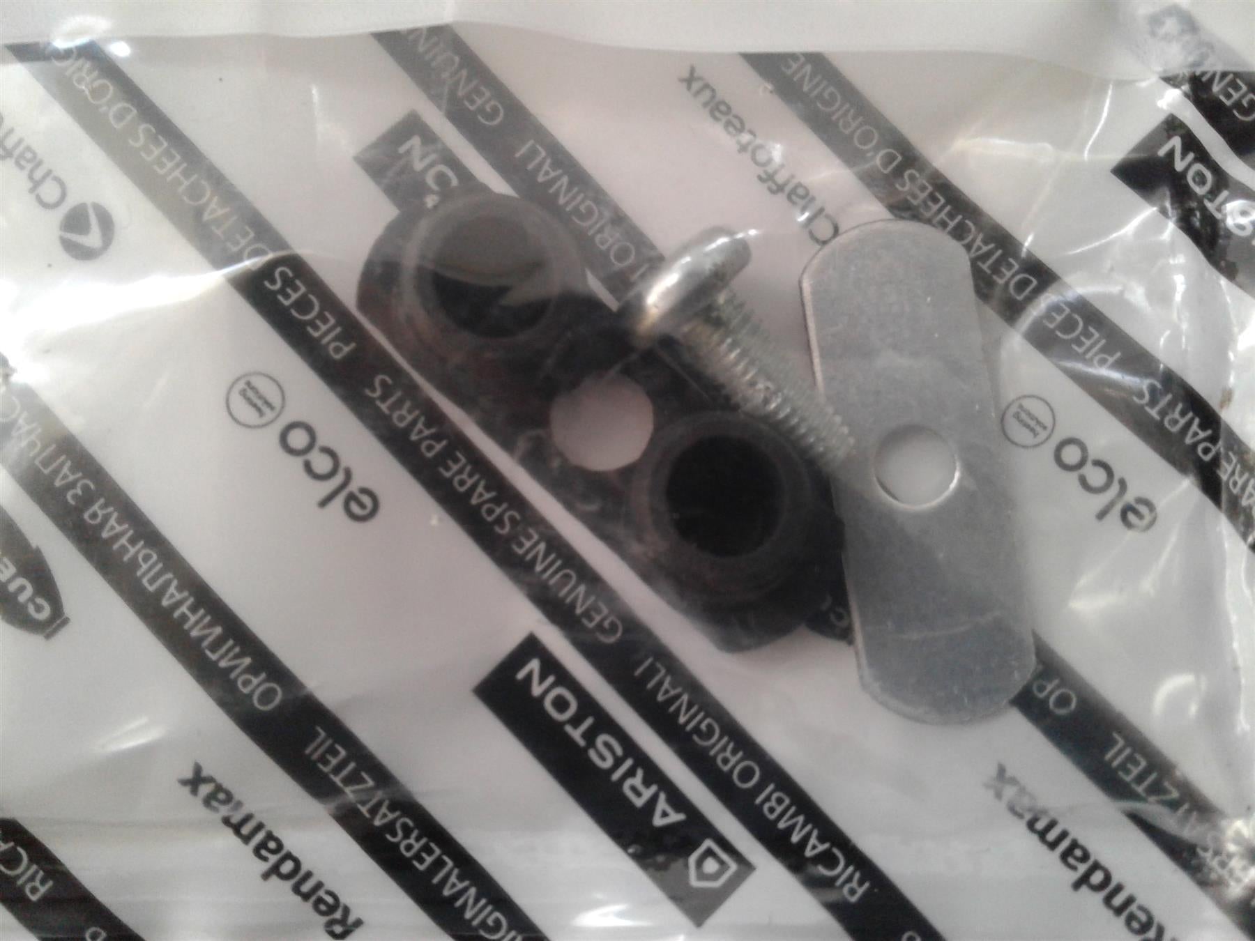 NEW CHAFFOTEAUX 61306698 PLUG KIT