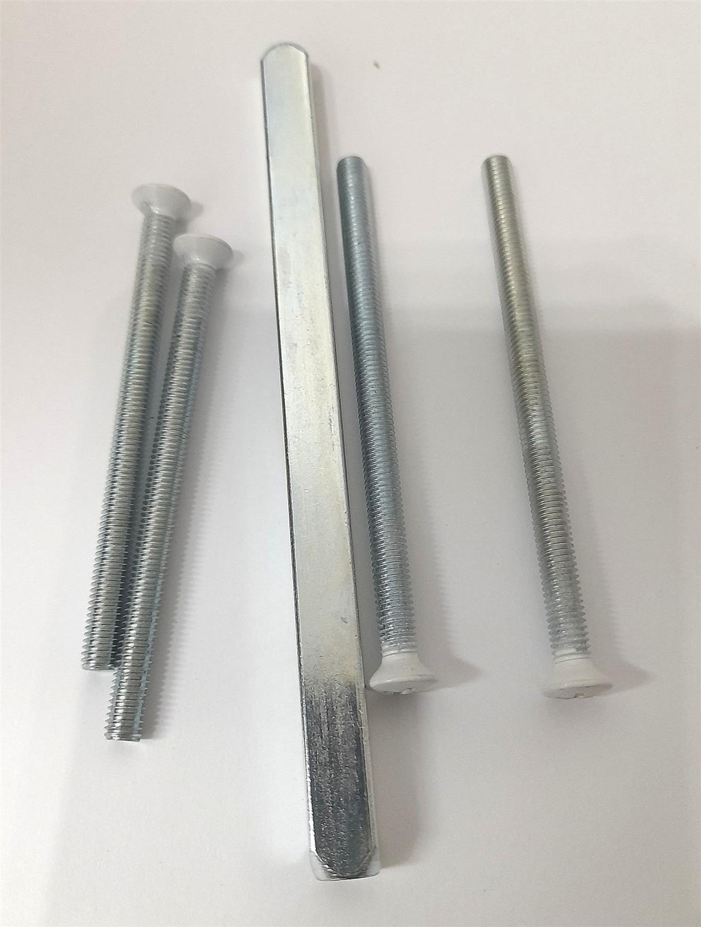 Fab n Fix Balmoral Sprung Inline Lever Lever Door Handles White