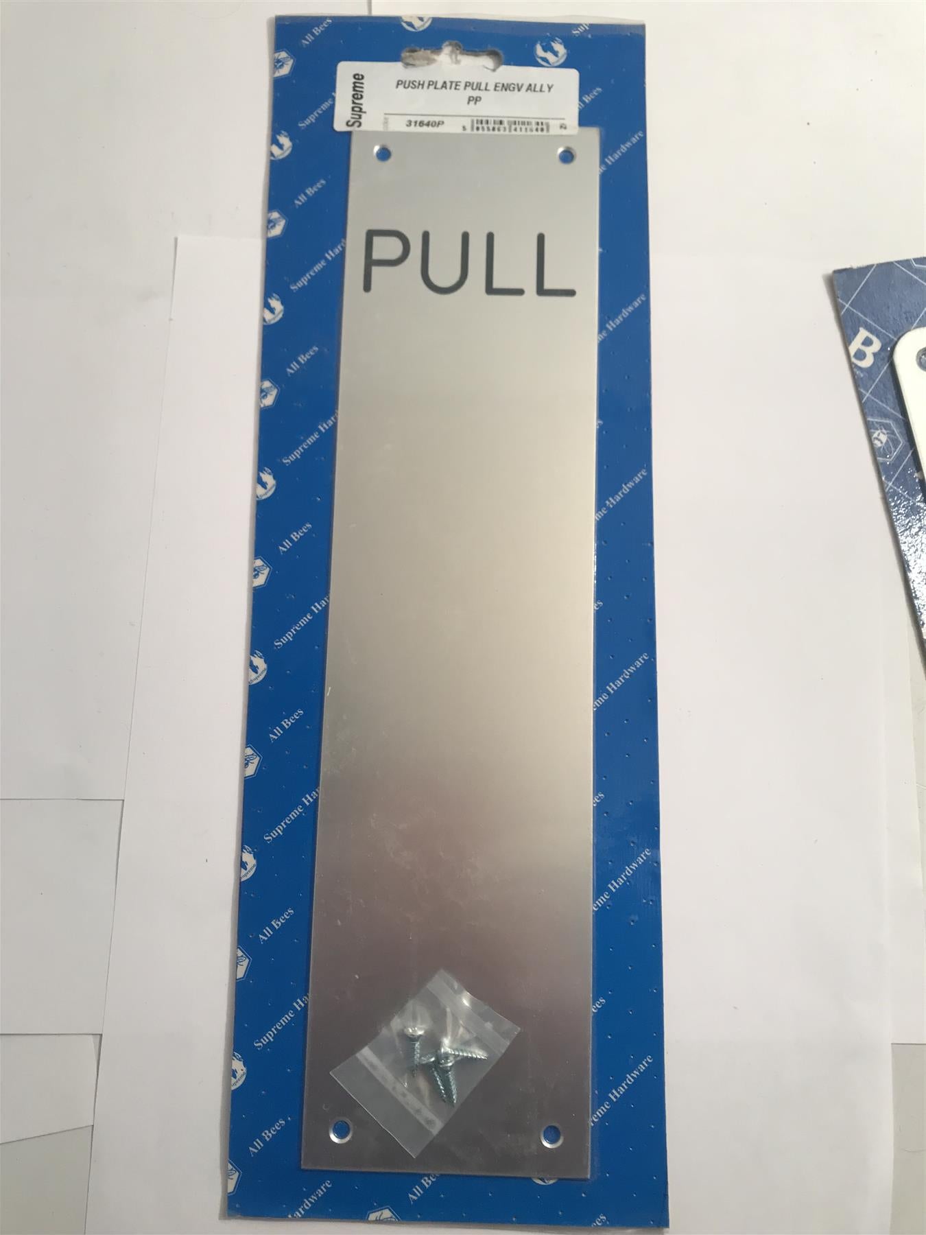 Supreme Engraved Push Plate 300 x 75mmn  31640P