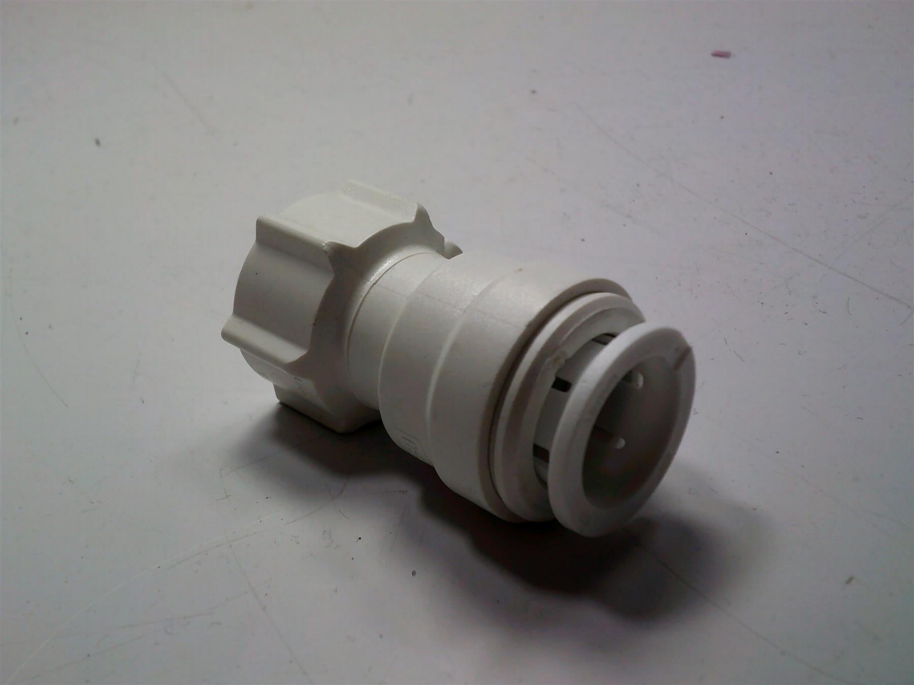 JG Speedfit Female Coupler 15mm x 1/2"