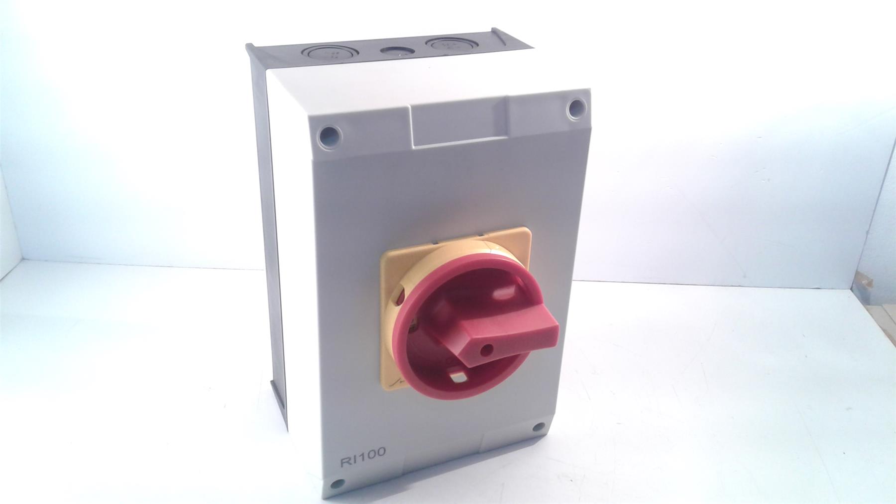 BS 100 Amp Rotary Isolator IP65 4-Pole RI100