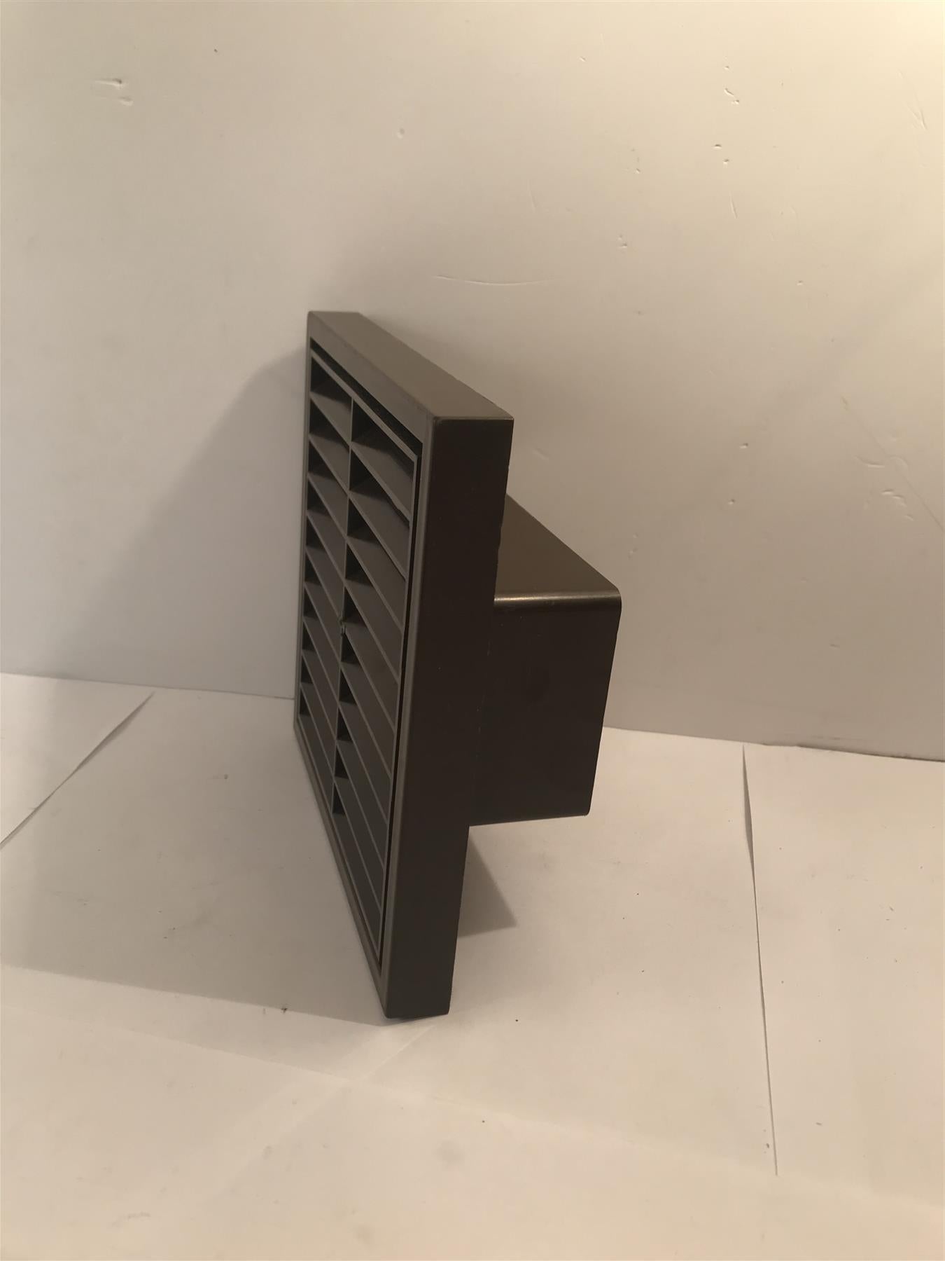 Brown Vent Grille 140mm External,  115mm x 60mm Rectangular Rear Spigot