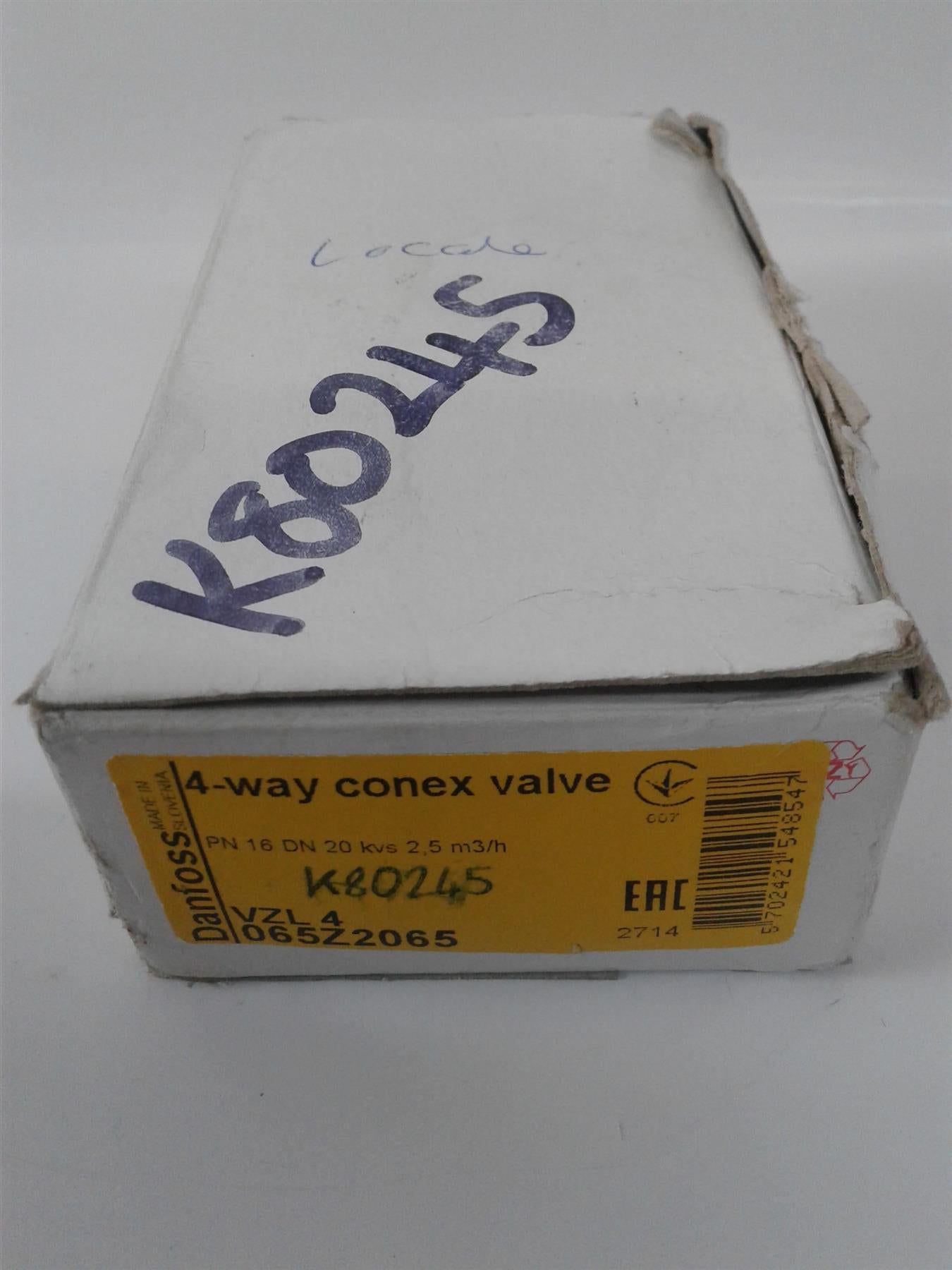 New Danfoss Heating 4 Way Fan coil Valve  065Z2065