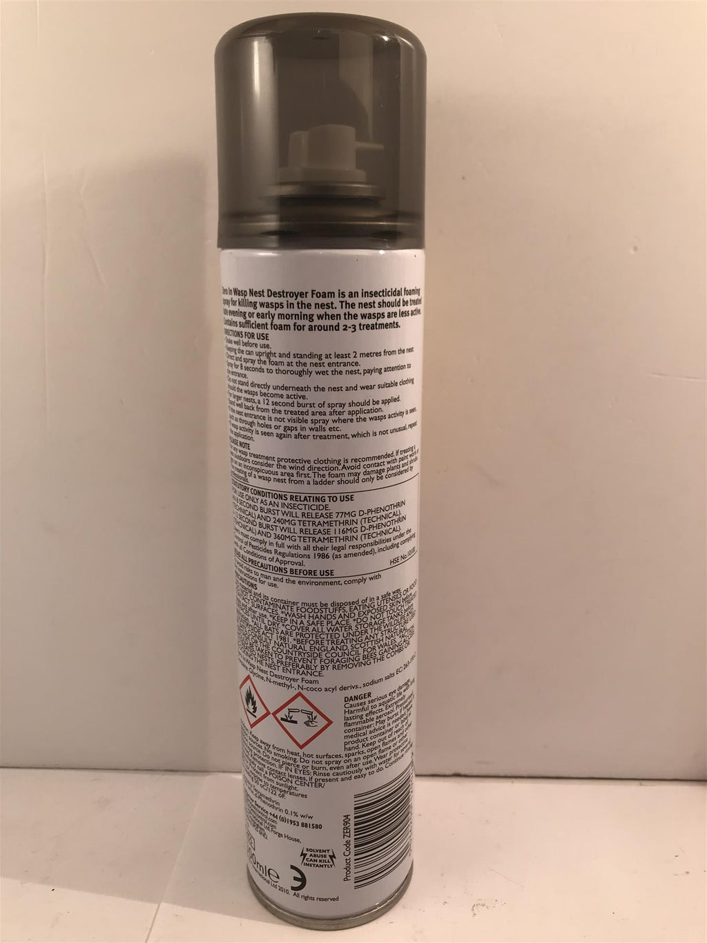 Zero In Wasp Nest Destroyer Foam Indoor and Outdoor Use  ZER904