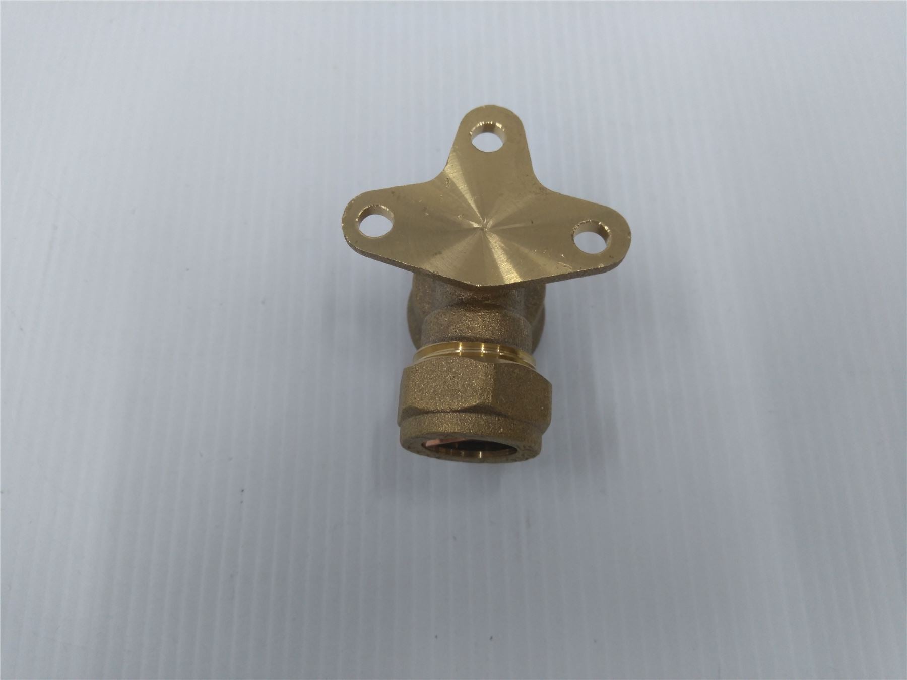 New Centurion CO06L Compression Female Wall Elbow 15mm x 1/2 Inch 21042327