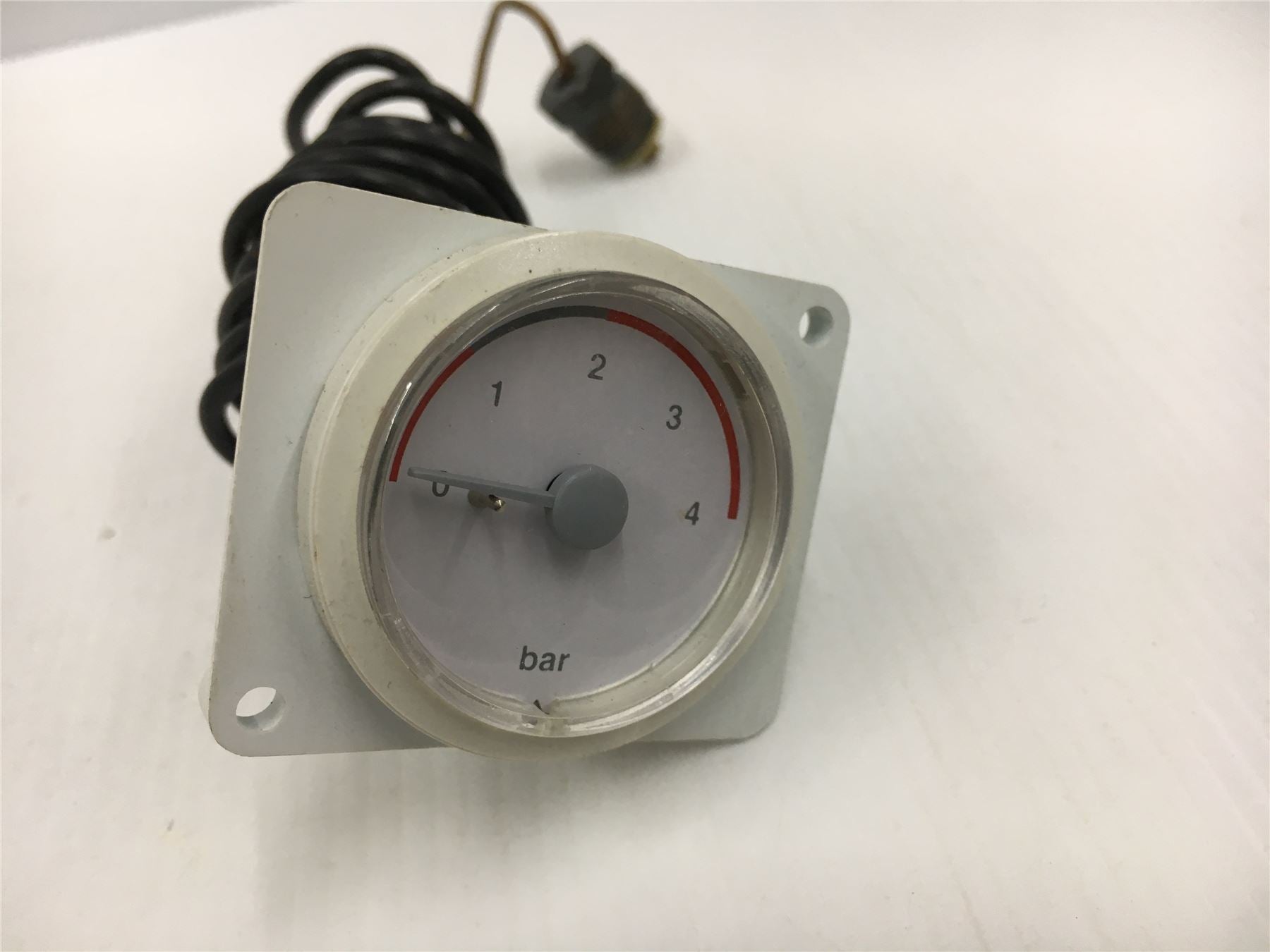 USED GLOWWORM PRESSURE GAUGE S048002353