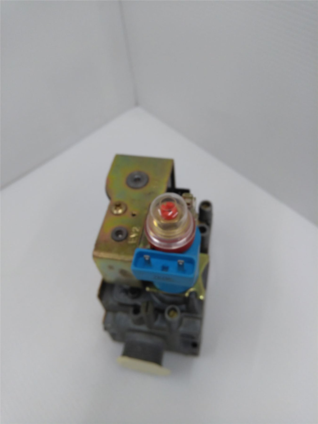 NEW SIME SIT GAS VALVE TYPE 845 SIGMA 6243811