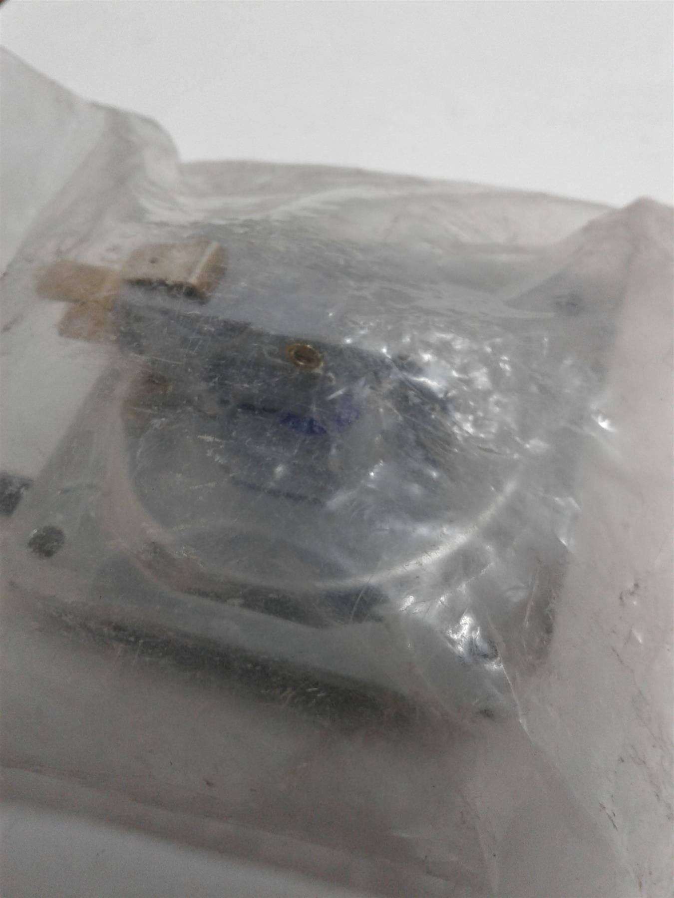 NEW Alpha Air Pressure Switch 6.5629560 HONEYWELL C6065F1100