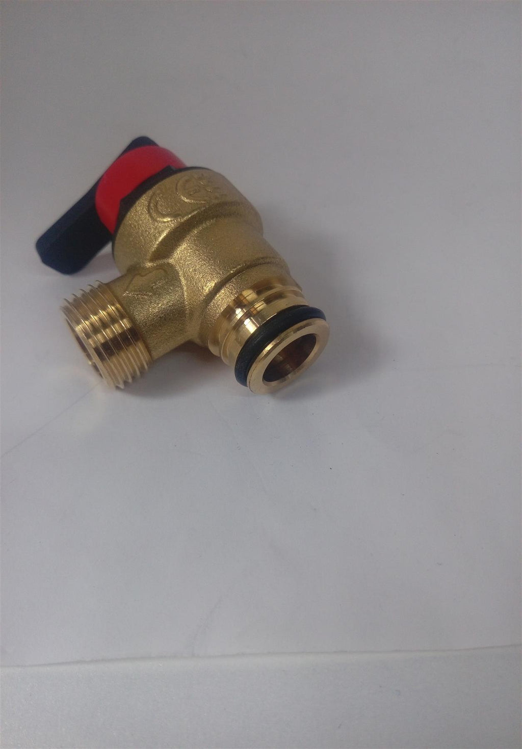 NEW VAILLANT PRESSURE RELIEF VALVE 3 BAR 178985