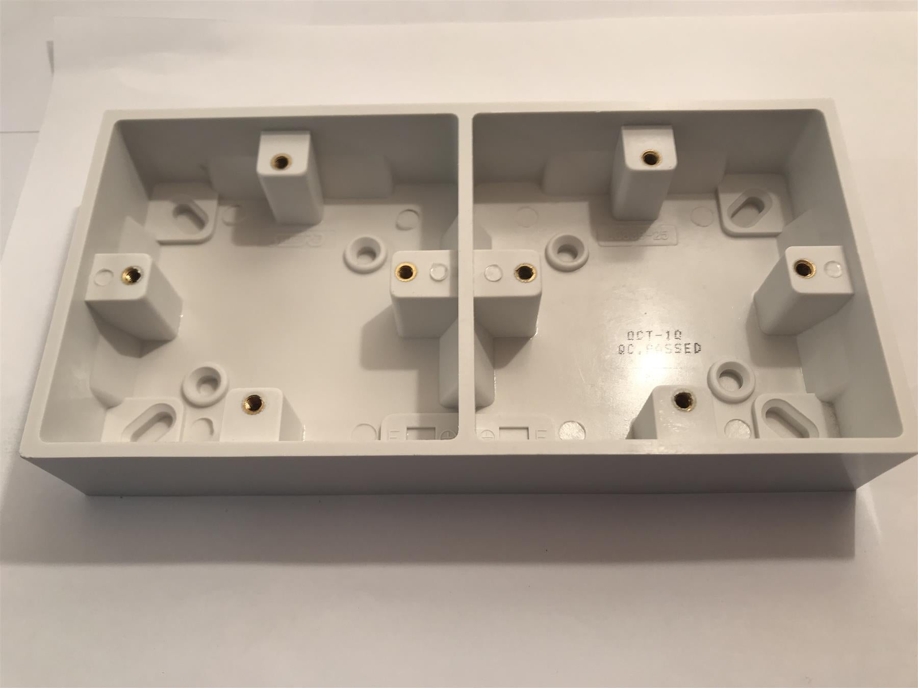 2 Gang 25mm Double Surface Pattress Box LG838-25