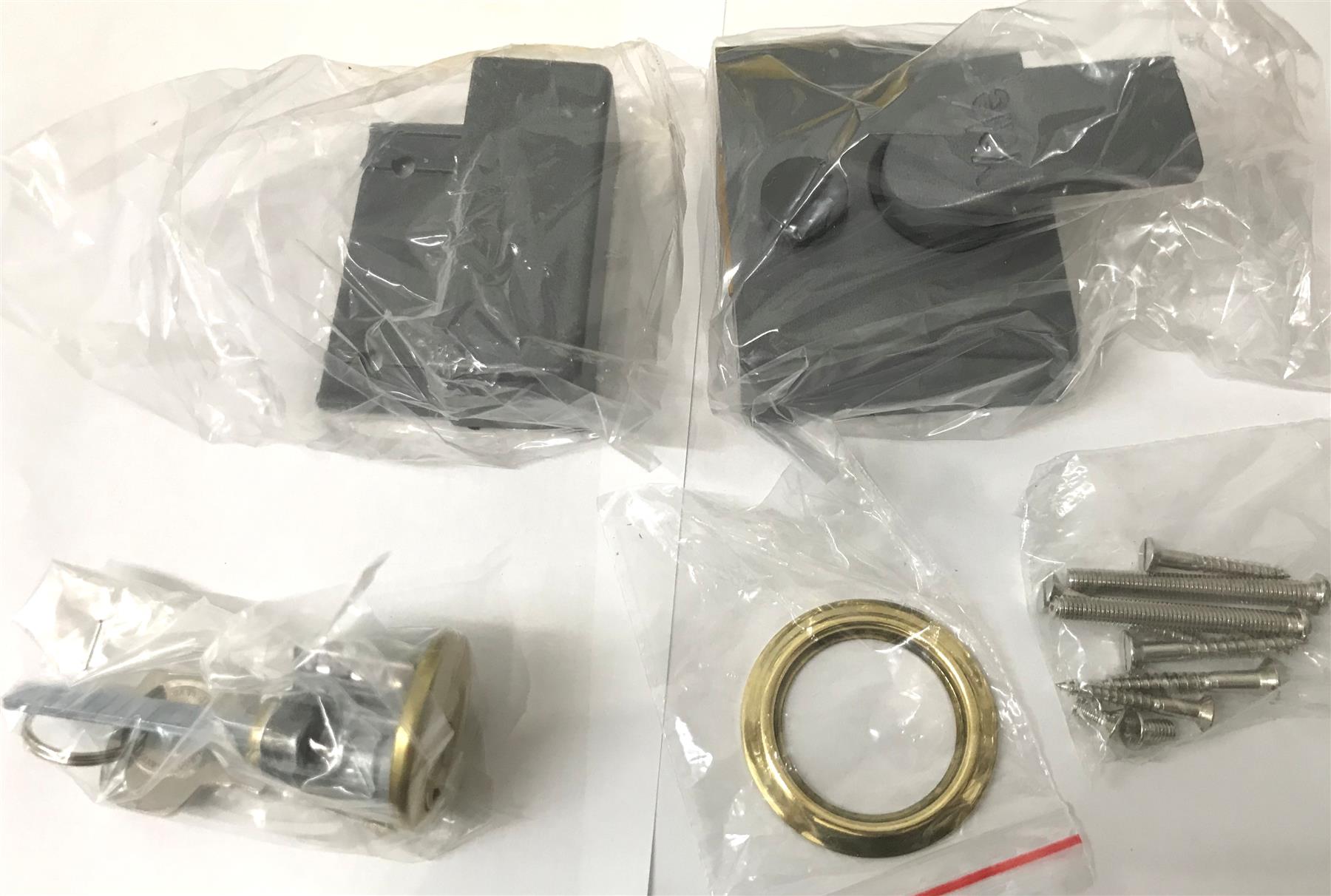 YALE 84 Standard Nightlatch  B-84-DMG-PB-40 43224