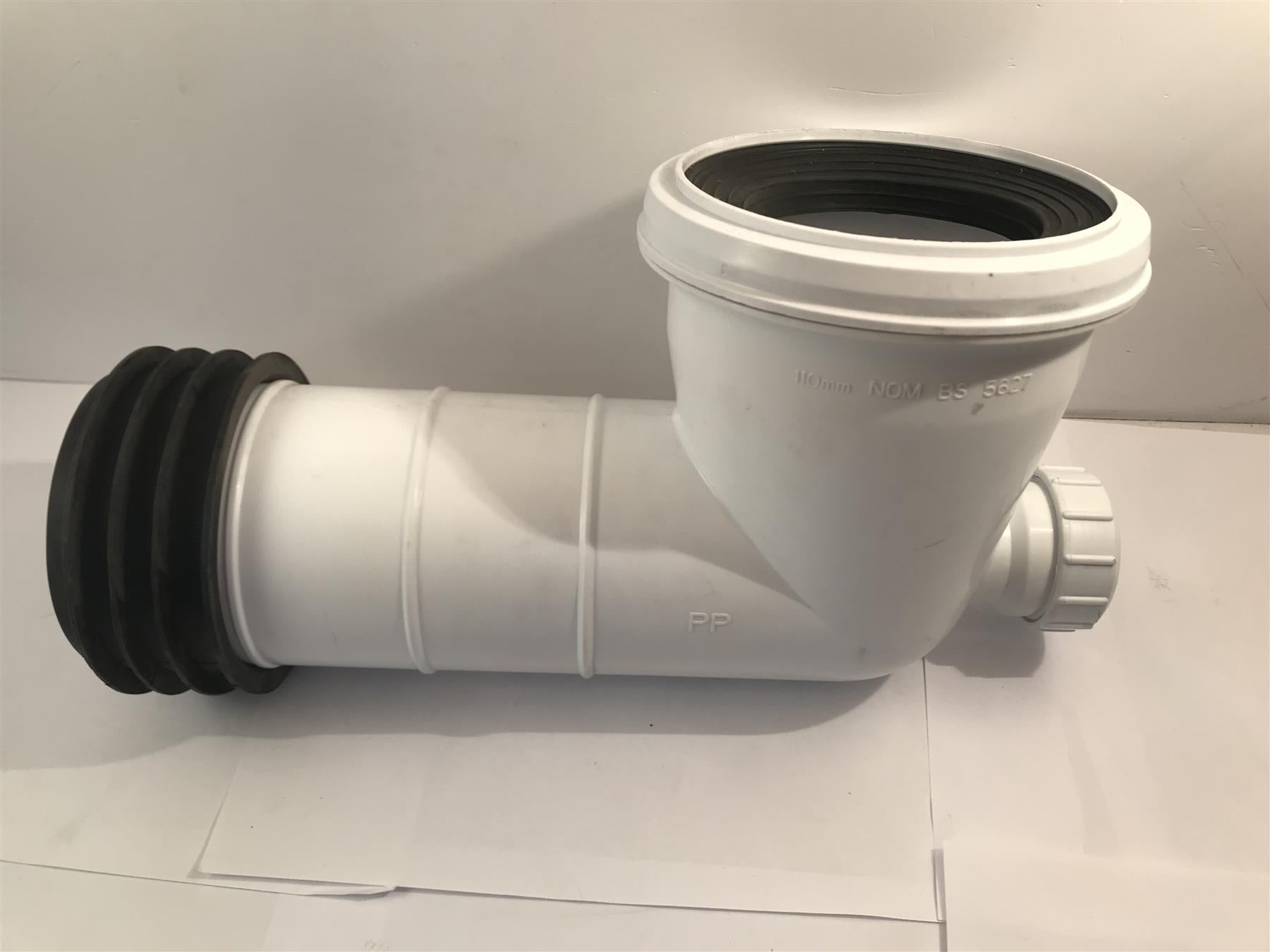 90 Degree Bent Toilet Pan Connector 110mm & 32mm Boss