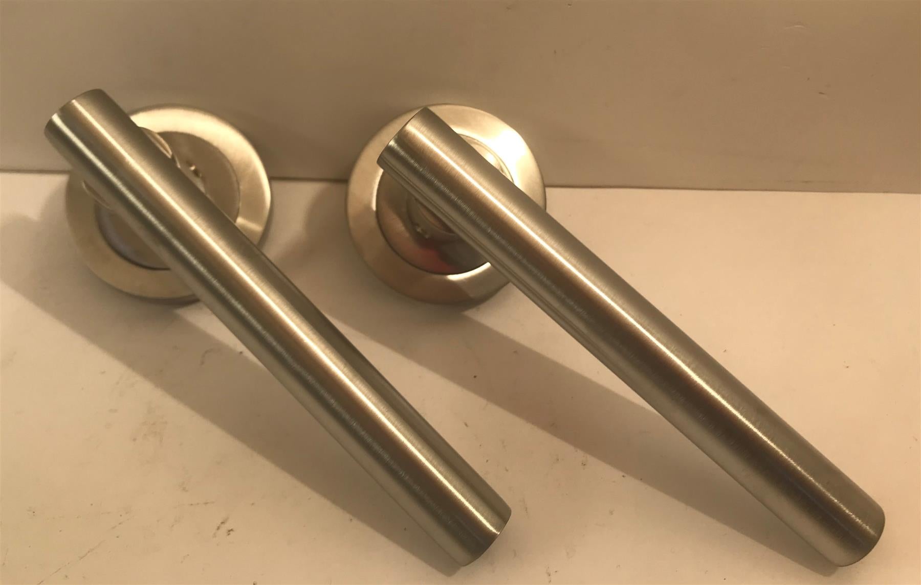 Fortessa FCOAVA-SC Avant Lever Handle on Rose Satin Chrome