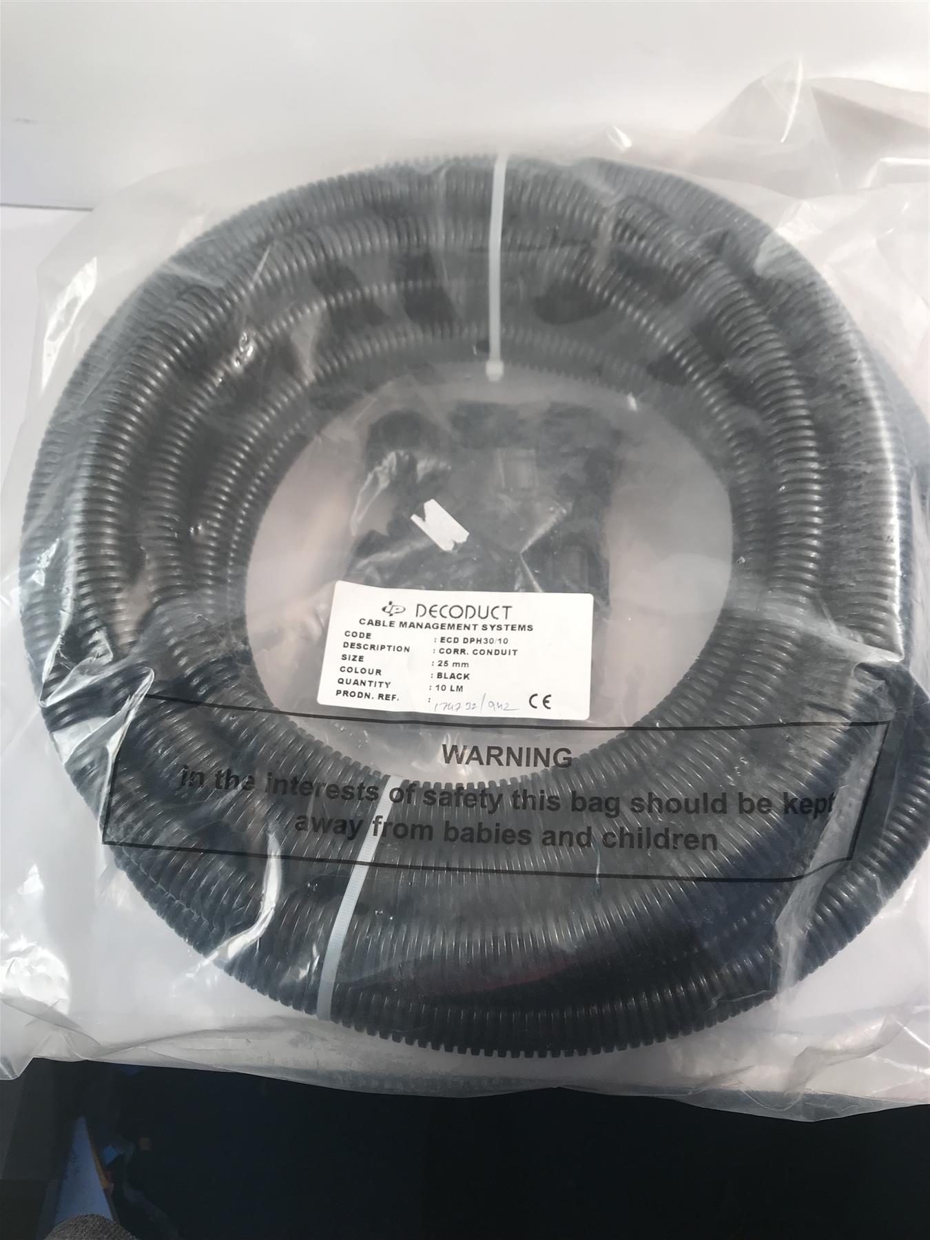 25mm x 10m Black Conduit Contractor Pack (10 x Conduit Quick Clips)