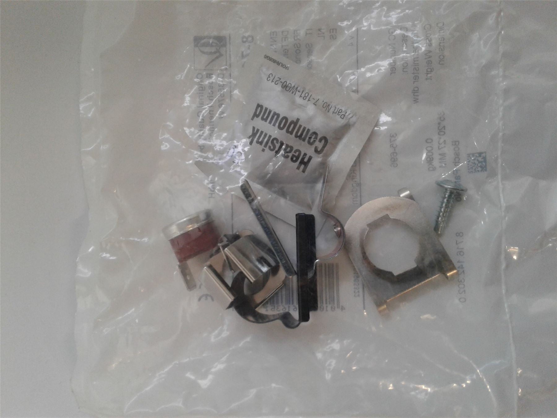 NEW WORCESTER 24 , 28 TEMPERATURE NTC SENSOR 87161423020