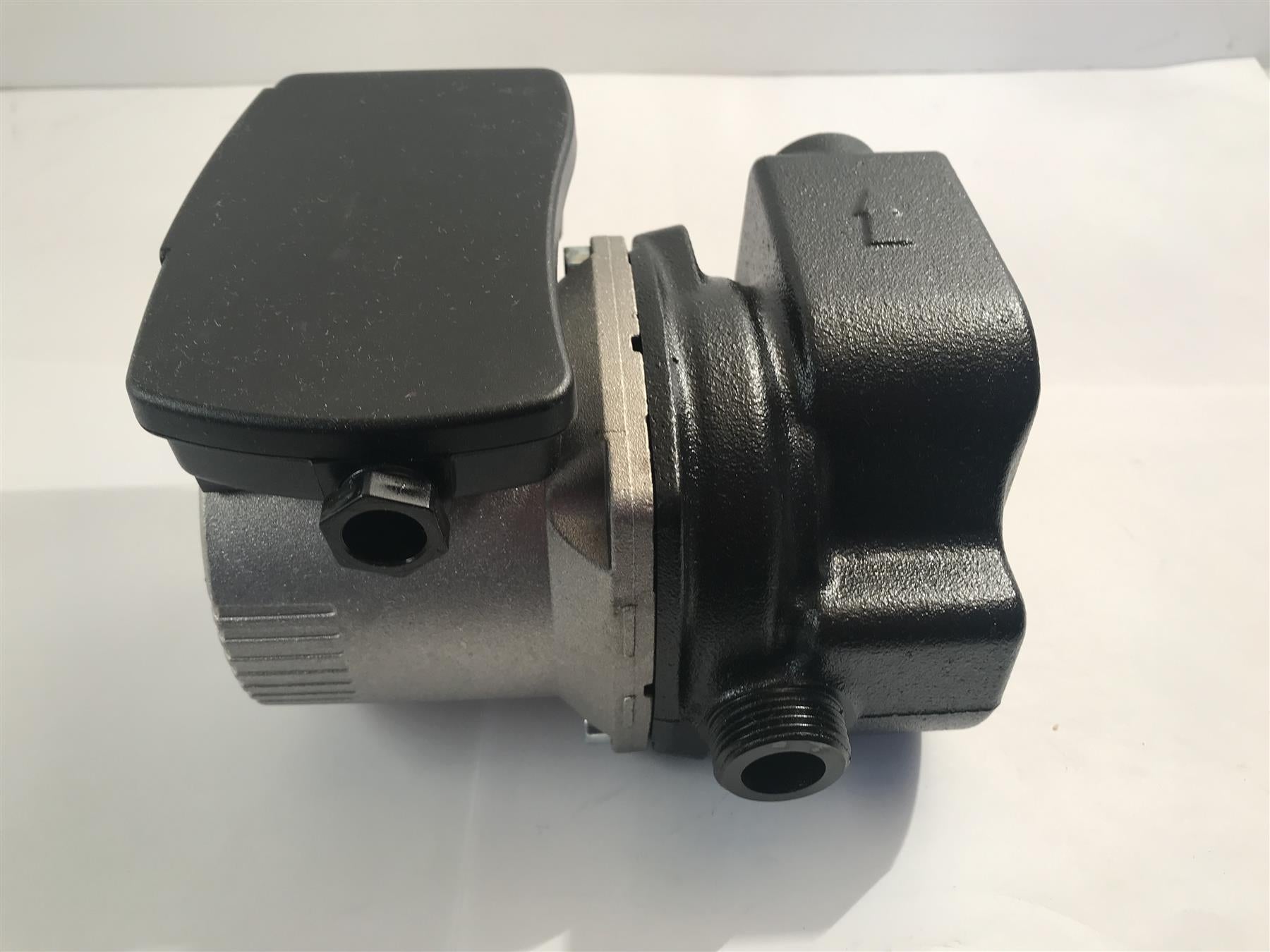 Vaillant Boiler Spare VA162 161106 Pump